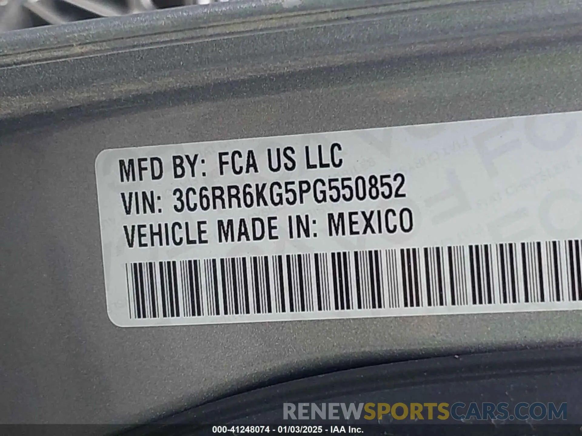 9 fotografías del automóvil dañado 3C6RR6KG5PG550852 RAM 1500 CLASSIC 2023