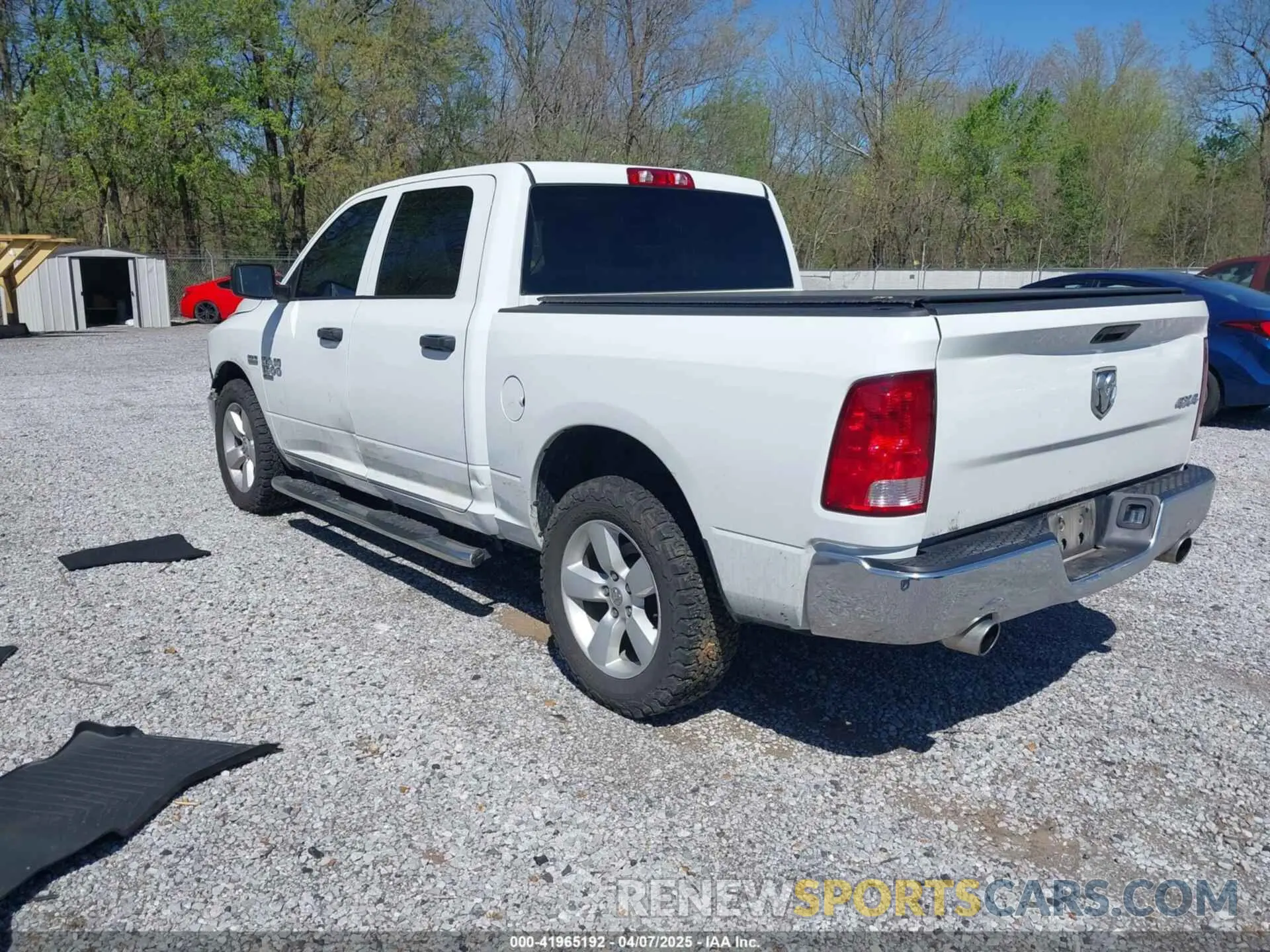 3 fotografías del automóvil dañado 3C6RR7KT3PG533180 RAM 1500 CLASSIC 2023