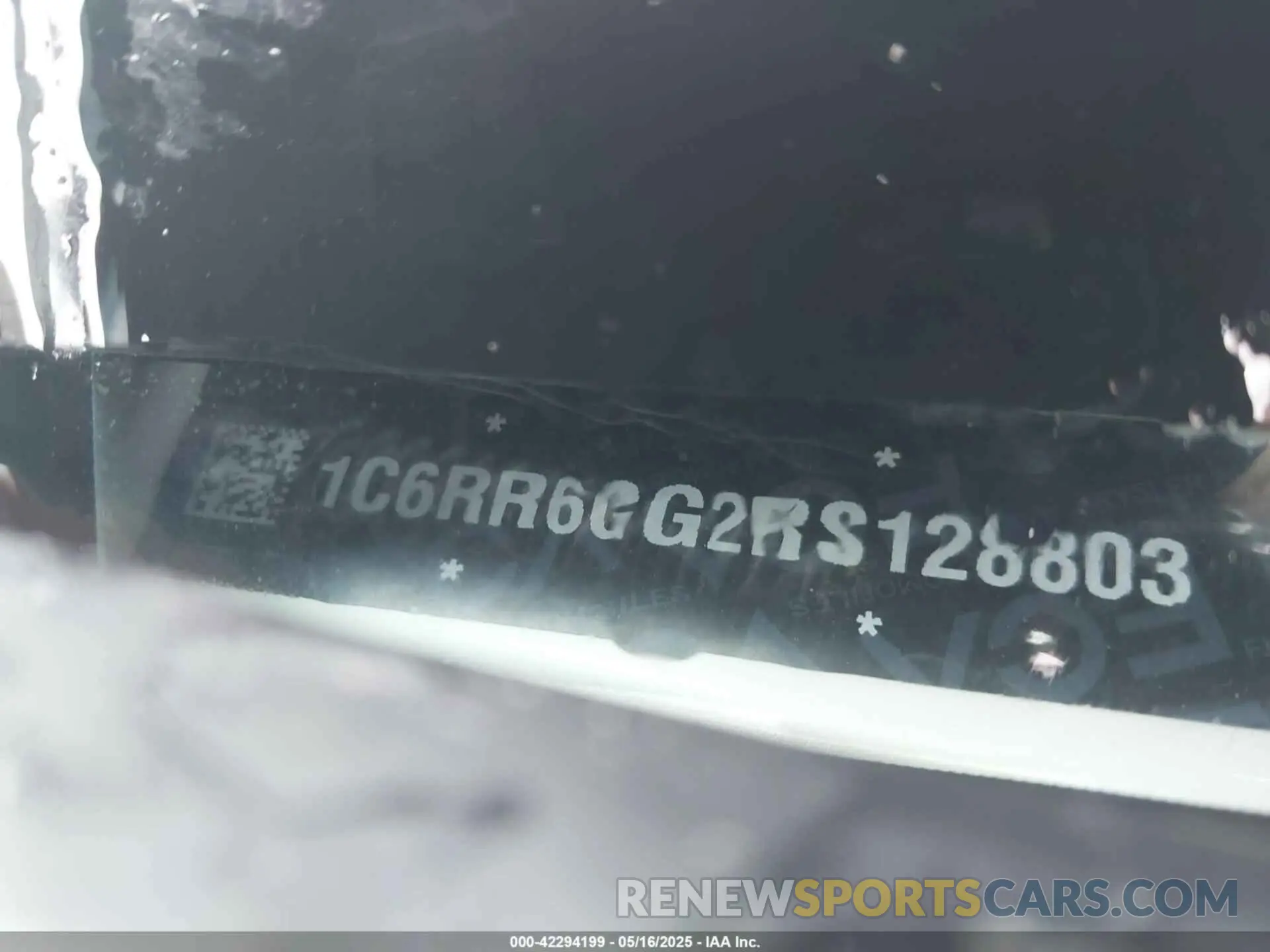 9 fotografías del automóvil dañado 1C6RR6GG2RS128803 RAM 1500 CLASSIC 2024