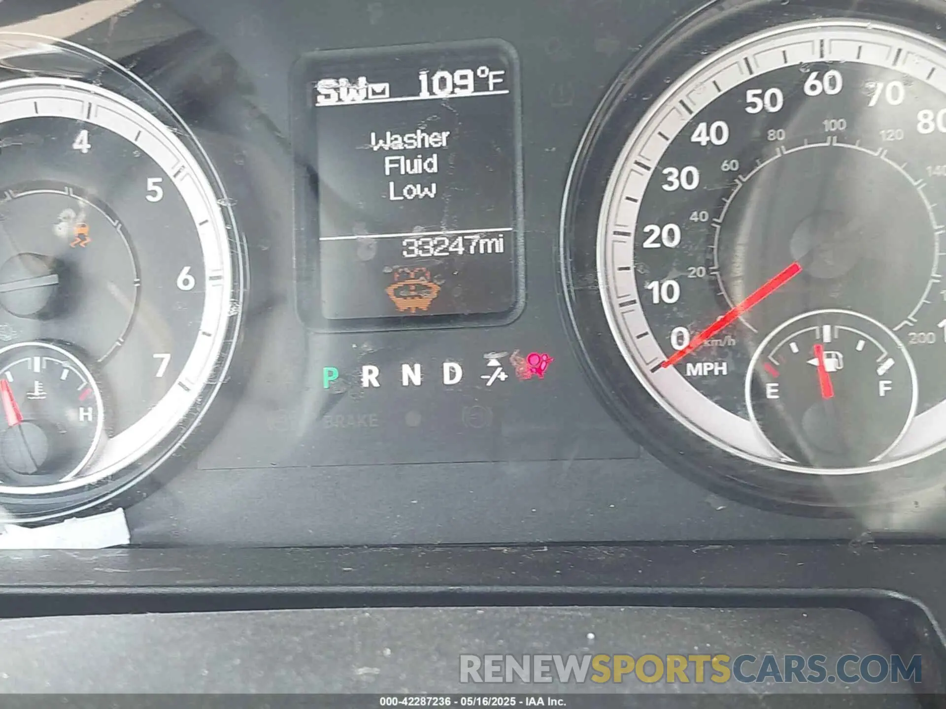 15 fotografías del automóvil dañado 1C6RR6LG5RS127814 RAM 1500 CLASSIC 2024