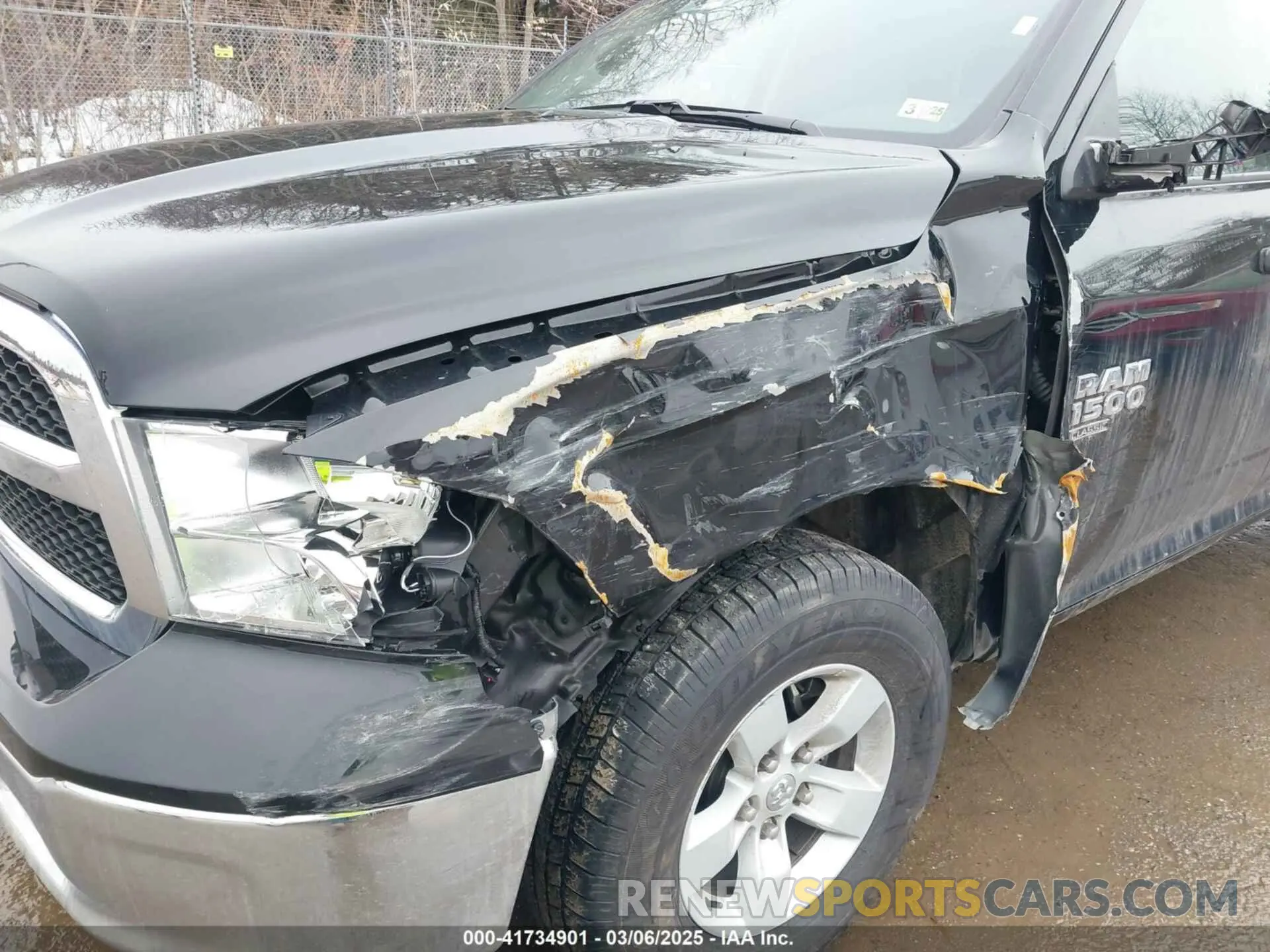 6 fotografías del automóvil dañado 1C6RR7GG1RS124974 RAM 1500 CLASSIC 2024