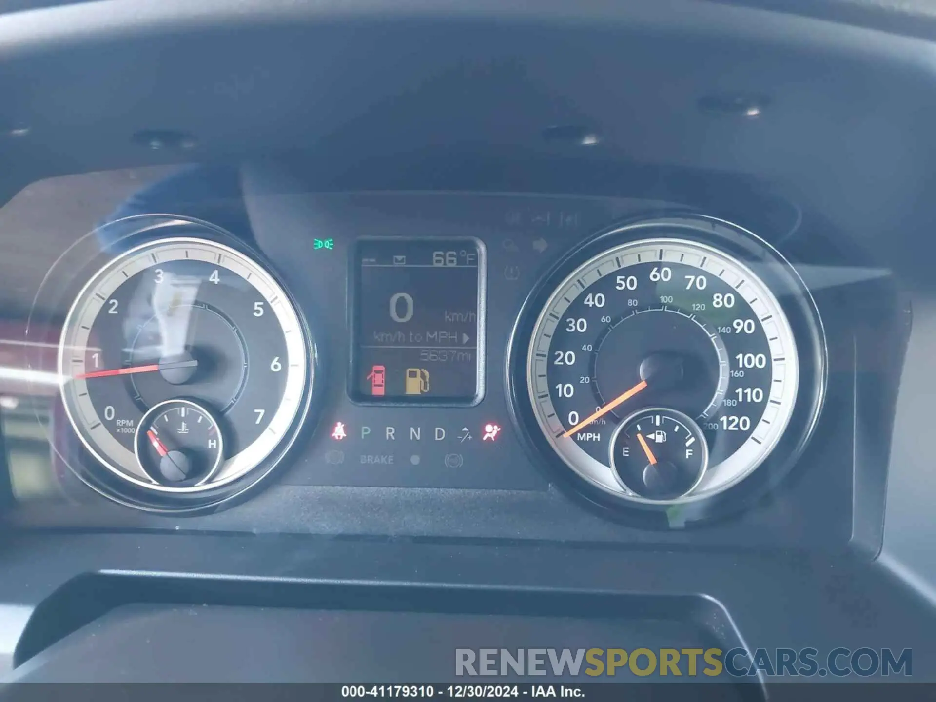 7 fotografías del automóvil dañado 1C6RR7KG5RS130283 RAM 1500 CLASSIC 2024