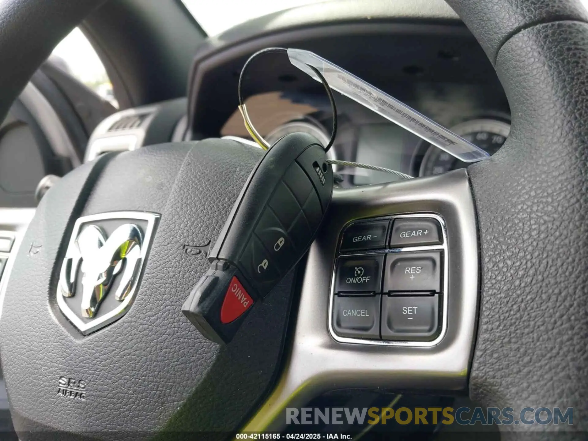 11 fotografías del automóvil dañado 1C6RR7LG3RS156718 RAM 1500 CLASSIC 2024