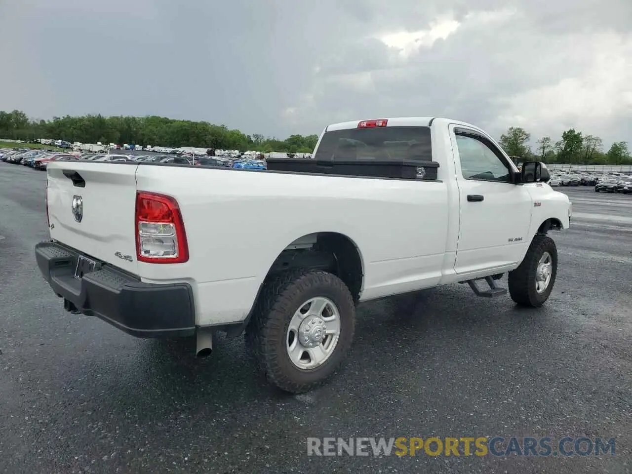 3 fotografías del automóvil dañado 3C6MR5AJ7KG666726 RAM 2500 2019