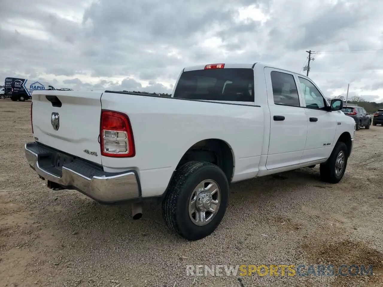 3 fotografías del automóvil dañado 3C6UR5CJ1KG602663 RAM 2500 2019