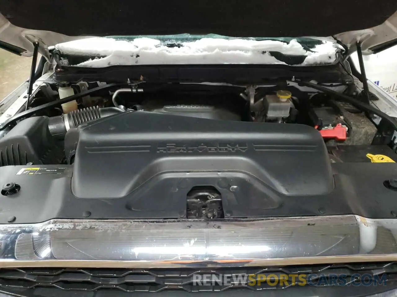 13 fotografías del automóvil dañado 3C6UR5CJ2KG573934 RAM 2500 2019