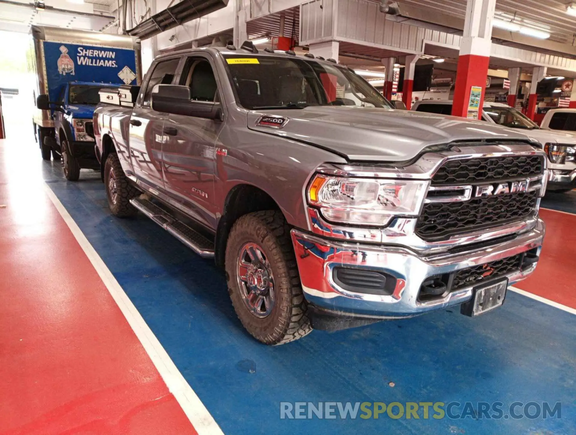 15 fotografías del automóvil dañado 3C6UR5CJ2KG596954 RAM 2500 2019