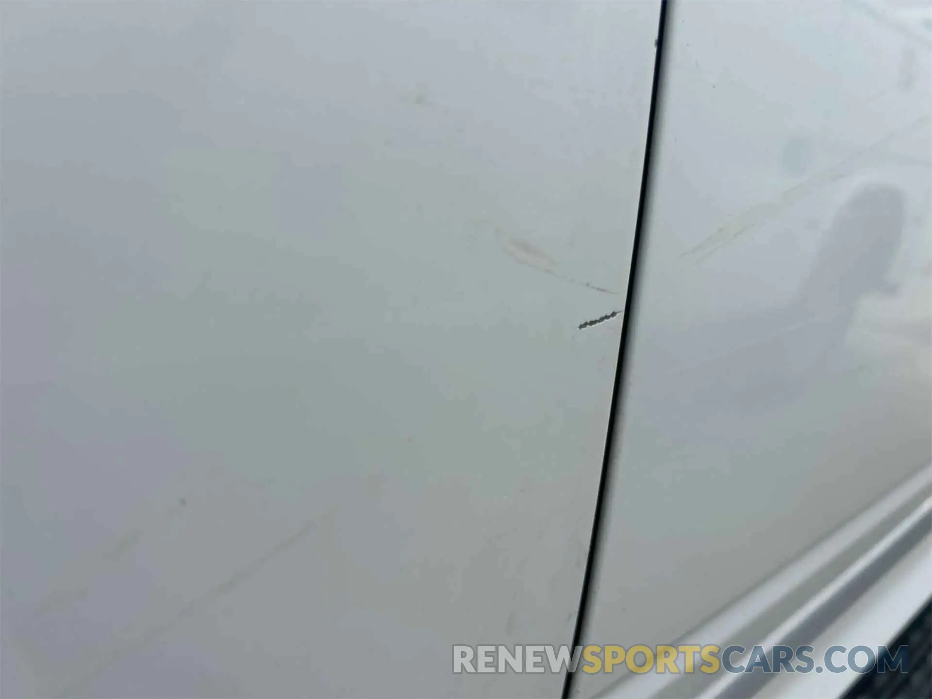 16 fotografías del automóvil dañado 3C6UR5CL4KG598108 RAM 2500 2019