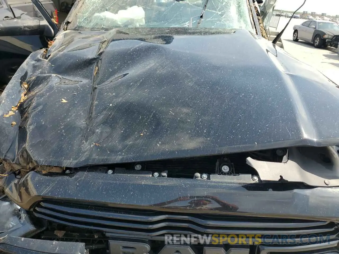 11 fotografías del automóvil dañado 3C6UR5DL1KG641088 RAM 2500 2019