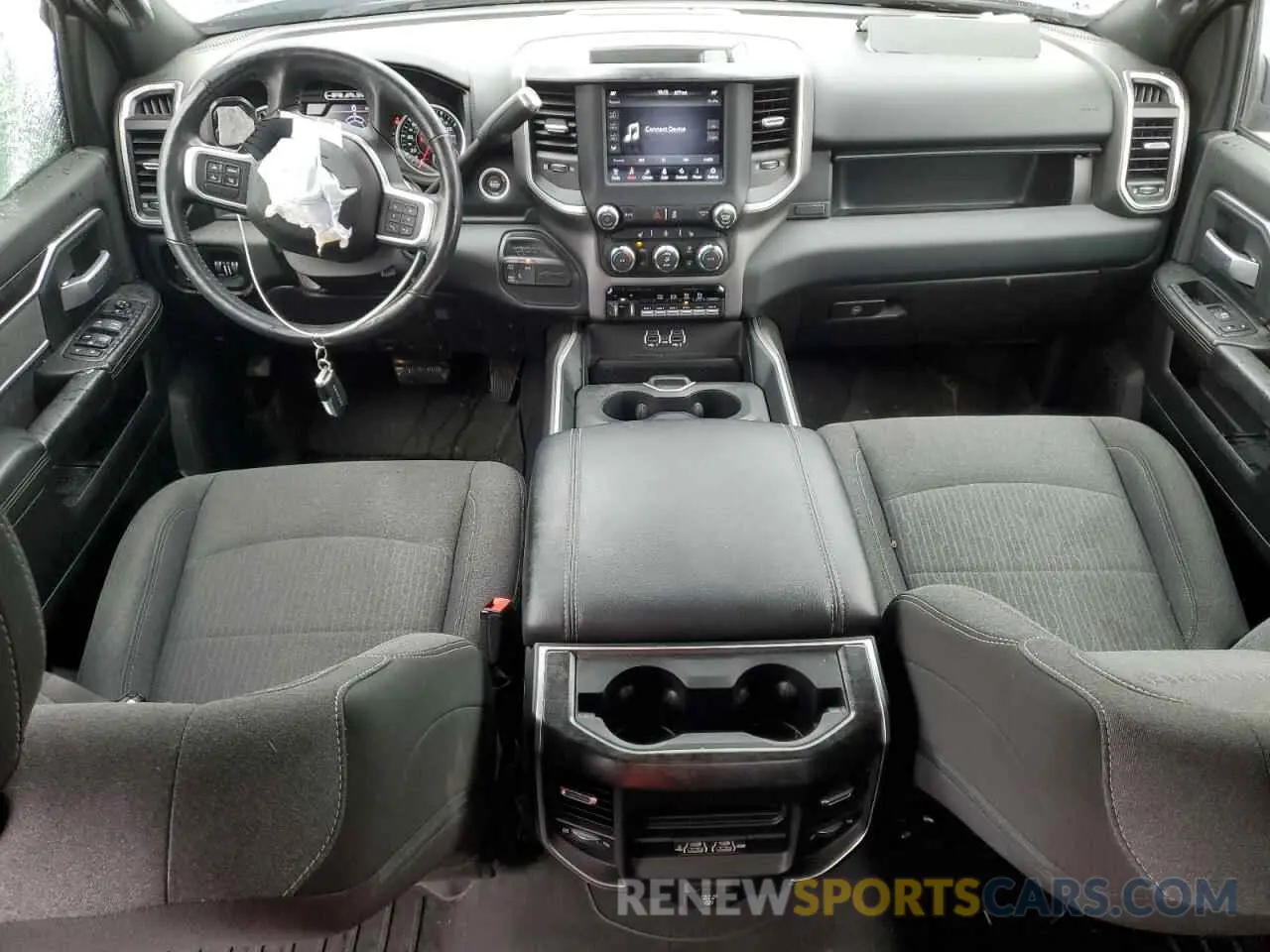 8 fotografías del automóvil dañado 3C6UR5DL5KG652482 RAM 2500 2019