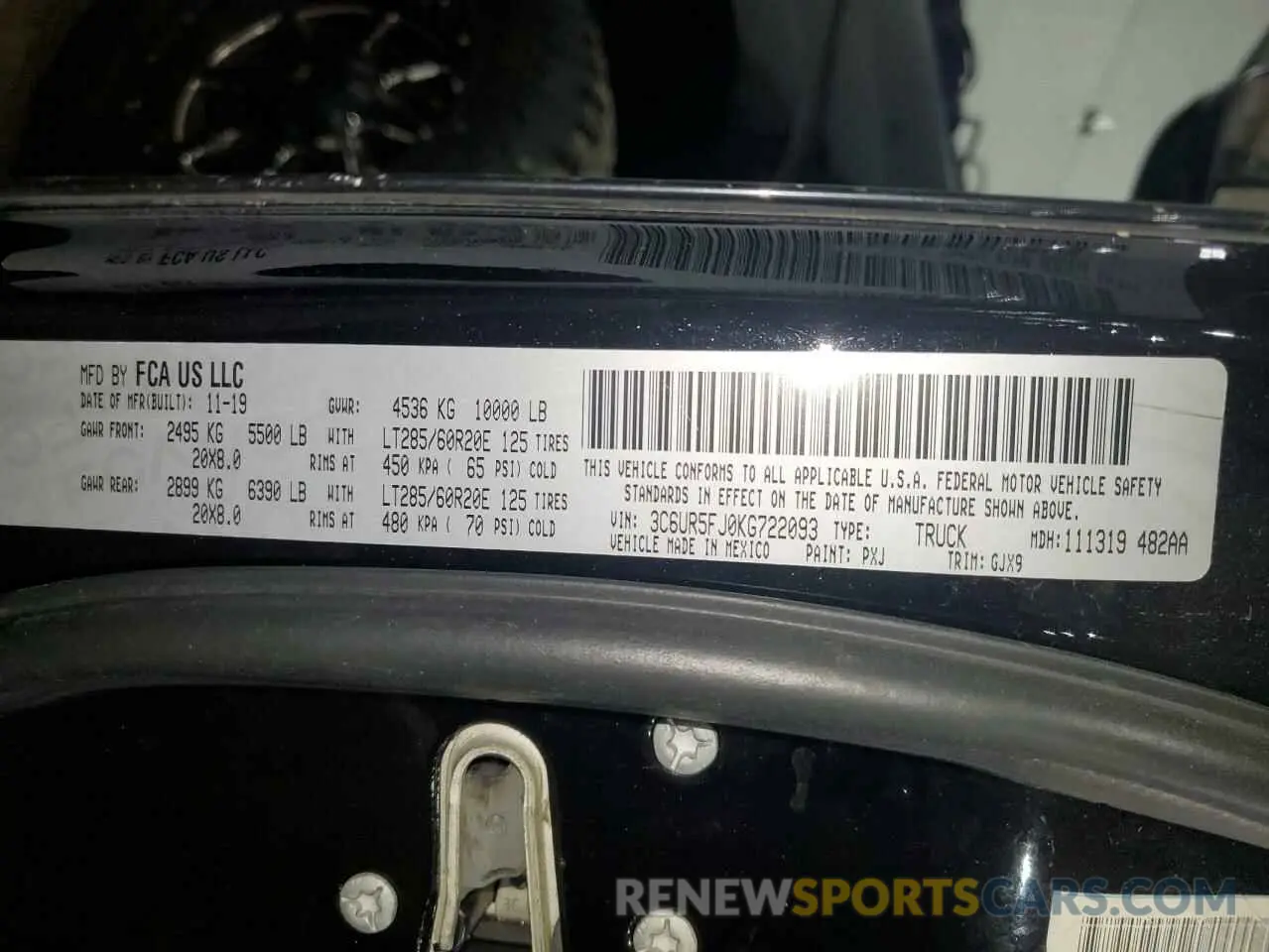 12 fotografías del automóvil dañado 3C6UR5FJ0KG722093 RAM 2500 2019