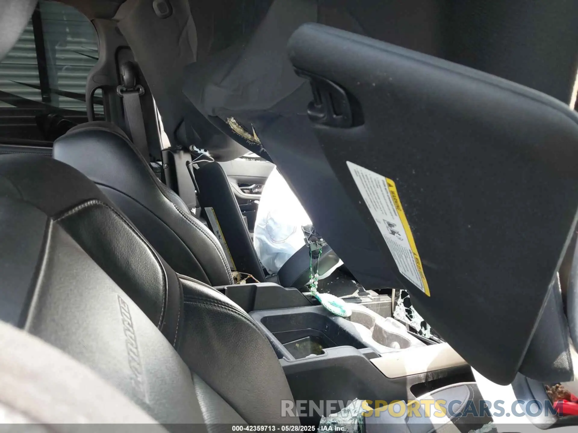 5 fotografías del automóvil dañado 3C6UR5FL8KG701641 RAM 2500 2019