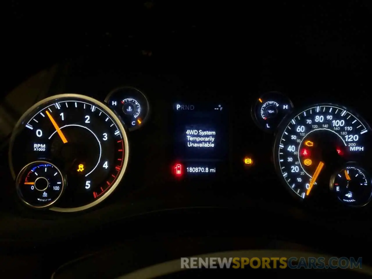 9 fotografías del automóvil dañado 3C6UR5HL6KG601227 RAM 2500 2019