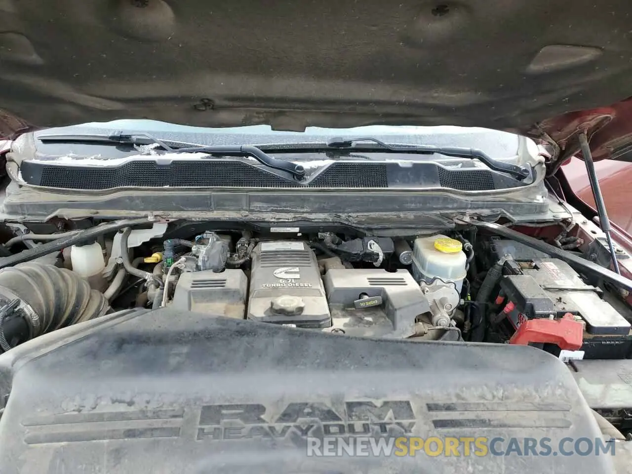 11 fotografías del automóvil dañado 3C6UR5LL4KG661577 RAM 2500 2019