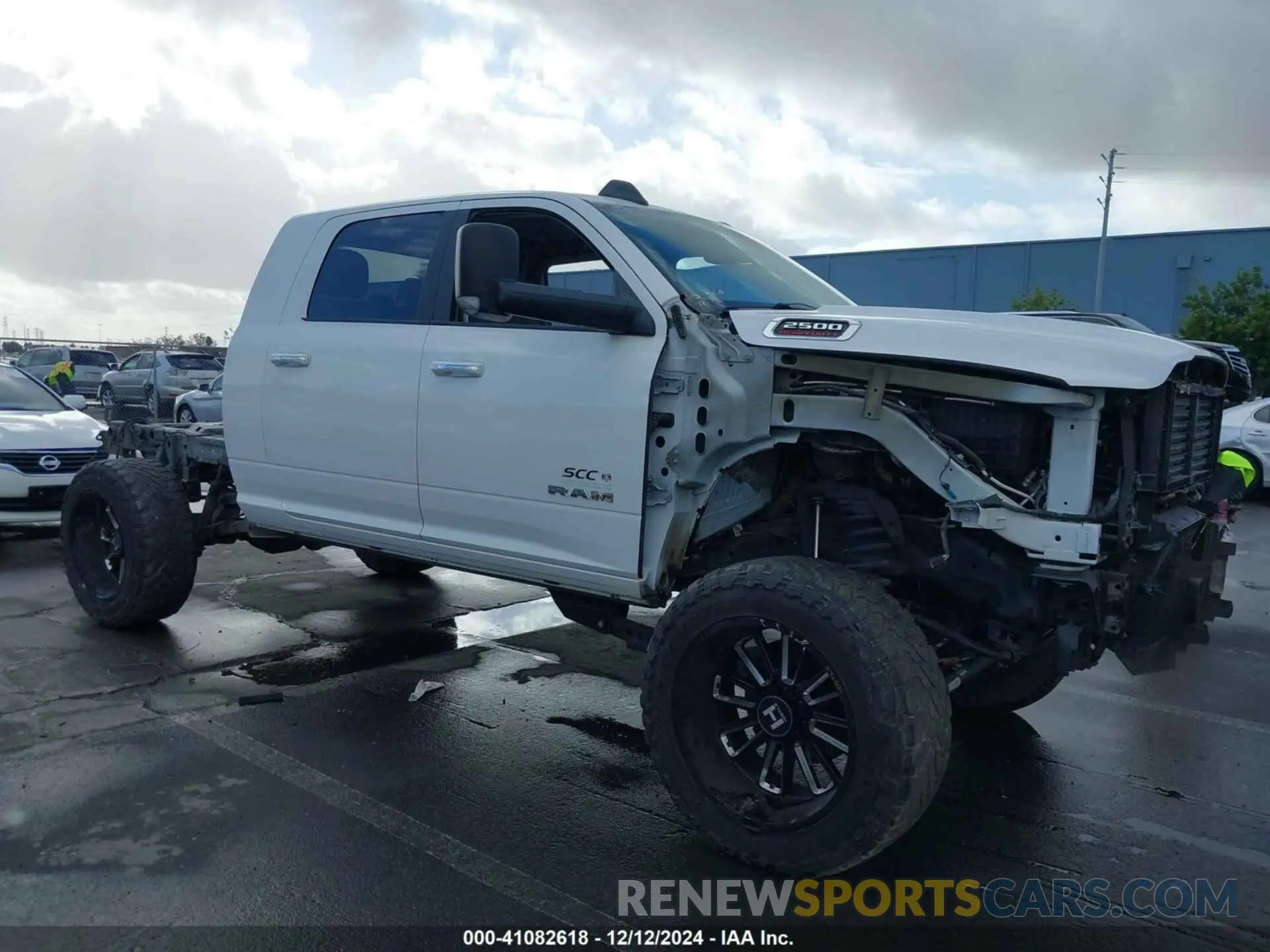 1 fotografías del automóvil dañado 3C6UR5MLXKG623625 RAM 2500 2019