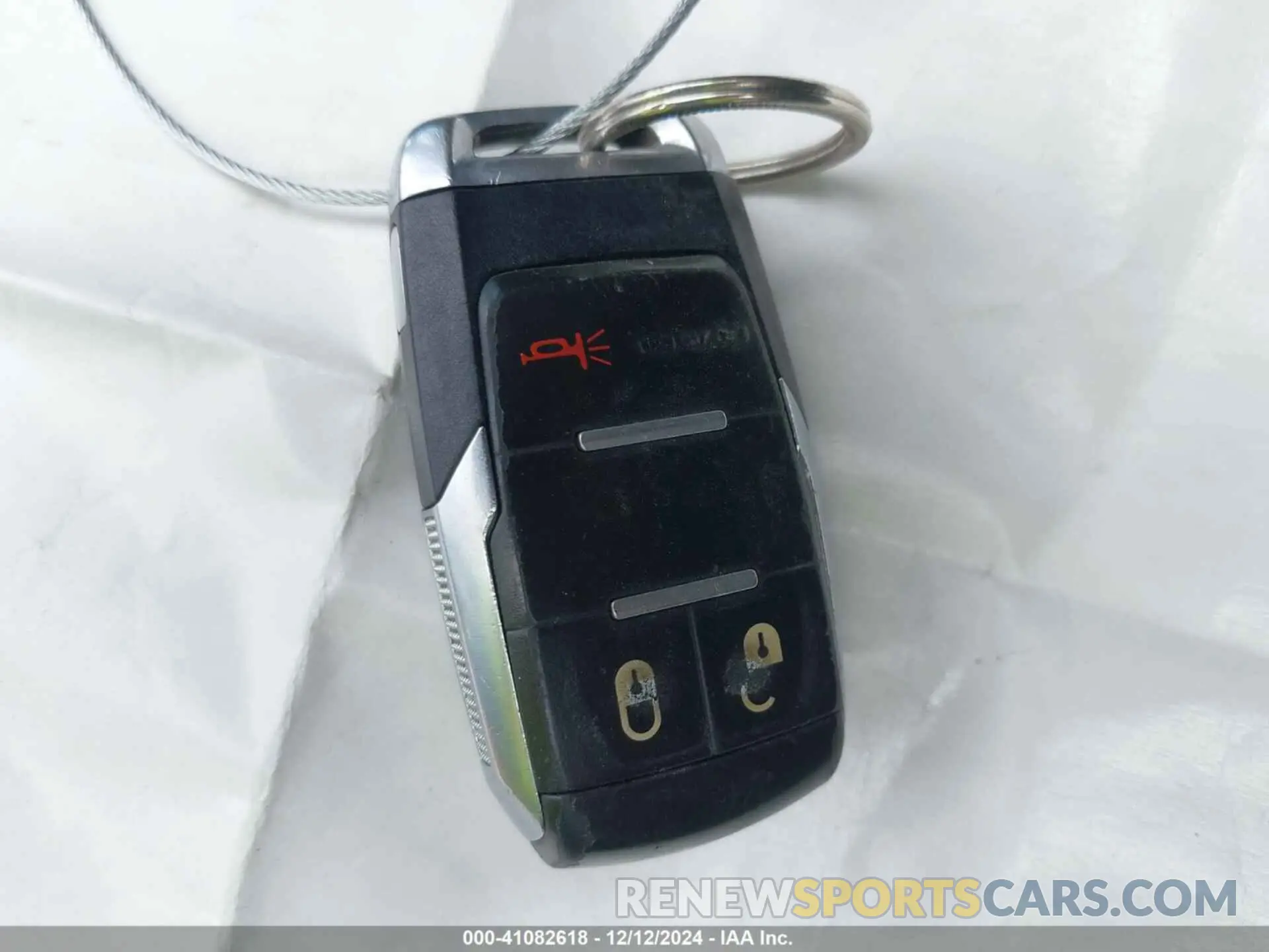 11 fotografías del automóvil dañado 3C6UR5MLXKG623625 RAM 2500 2019