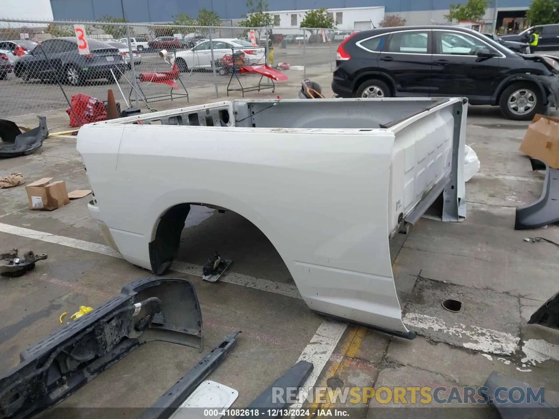 22 fotografías del automóvil dañado 3C6UR5MLXKG623625 RAM 2500 2019
