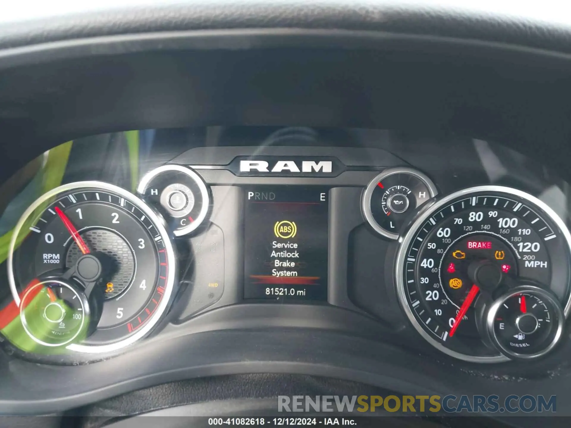 7 fotografías del automóvil dañado 3C6UR5MLXKG623625 RAM 2500 2019
