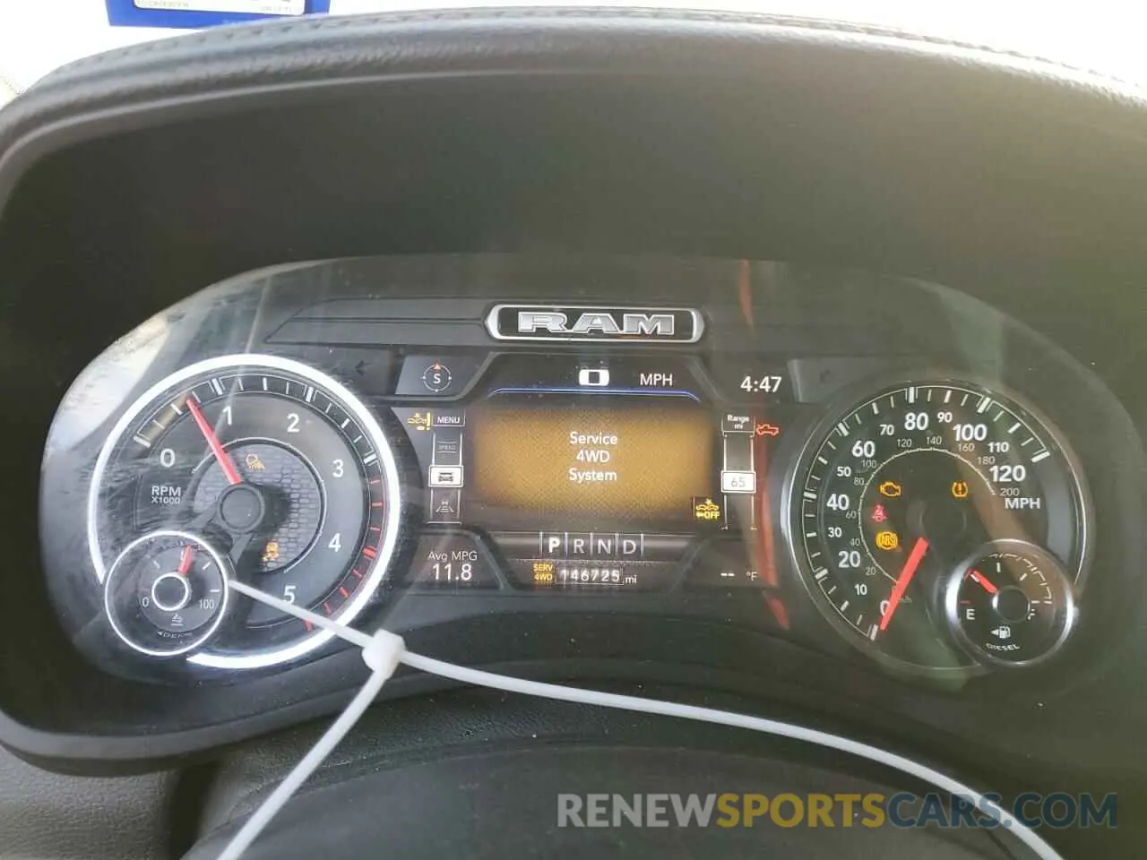 9 fotografías del automóvil dañado 3C6UR5NL0KG664229 RAM 2500 2019