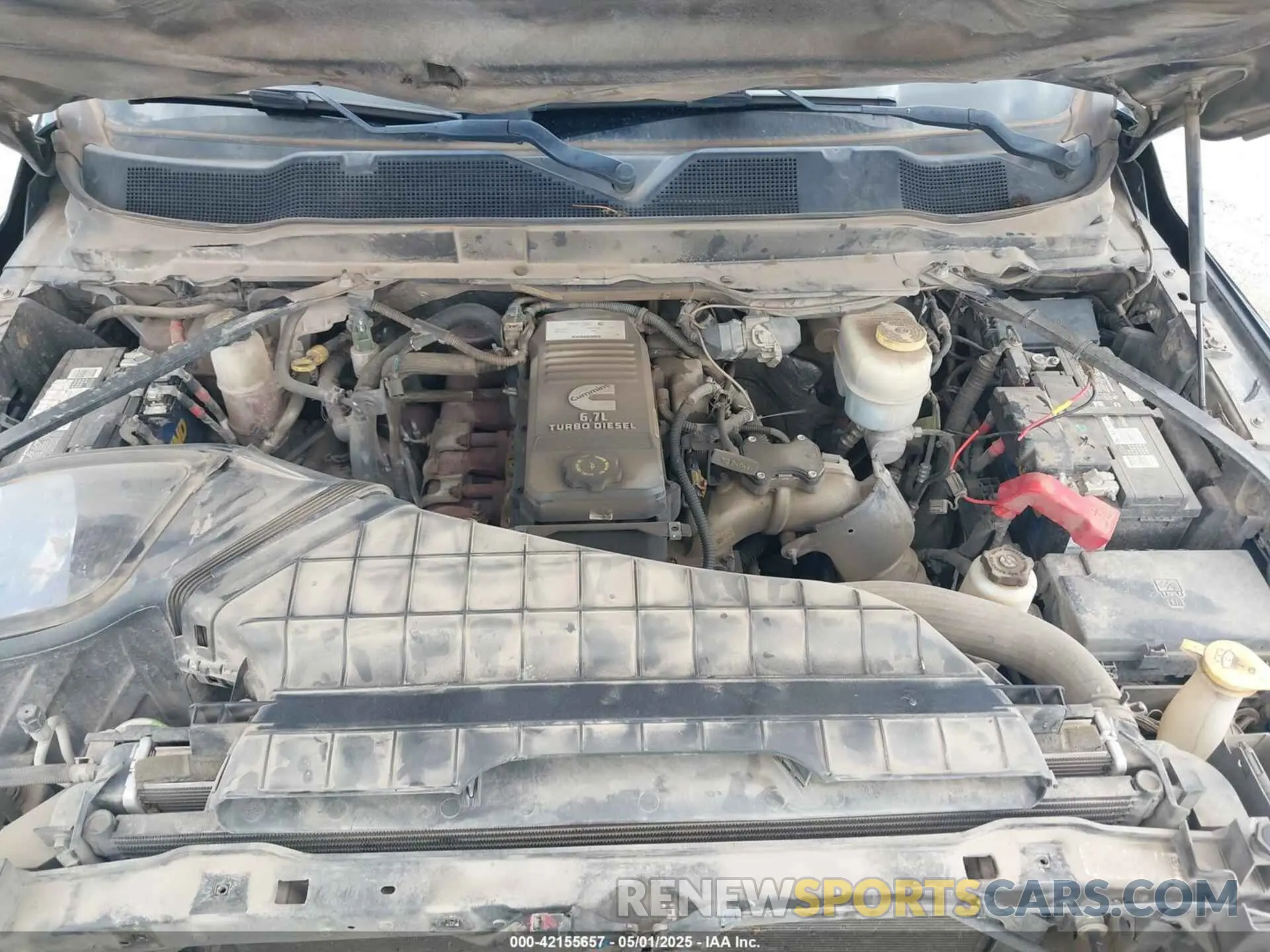 10 fotografías del automóvil dañado 3C6UR5NL7KG530348 RAM 2500 2019