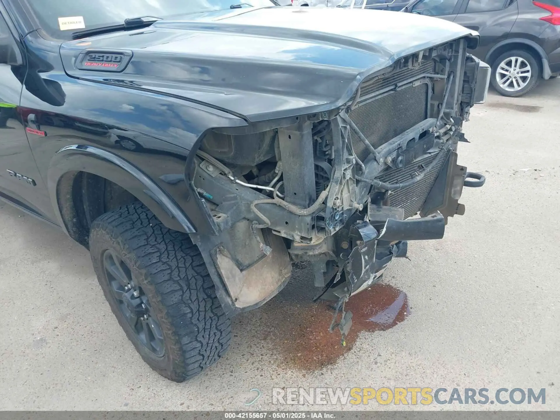 18 fotografías del automóvil dañado 3C6UR5NL7KG530348 RAM 2500 2019