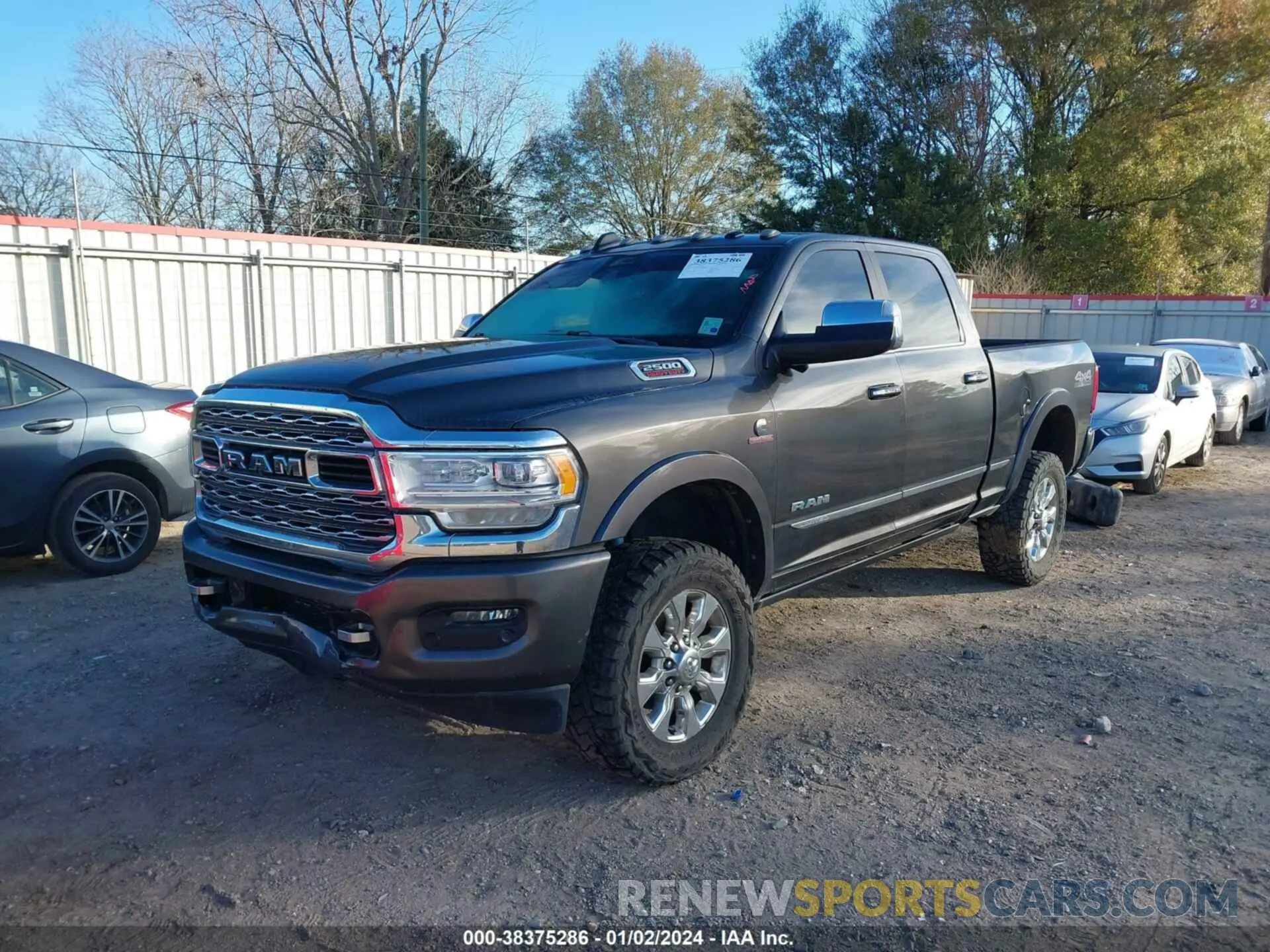 6 fotografías del automóvil dañado 3C6UR5SL3KG615465 RAM 2500 2019