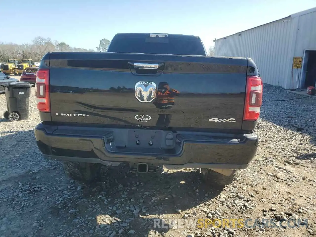 6 fotografías del automóvil dañado 3C6UR5TL5KG540024 RAM 2500 2019