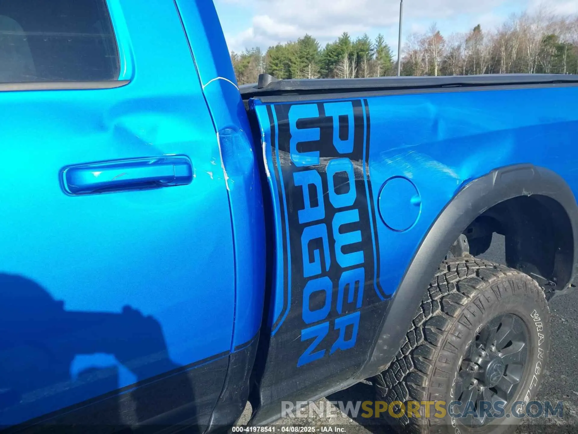 6 fotografías del automóvil dañado 3C6TR5EJ2LG150281 RAM 2500 2020