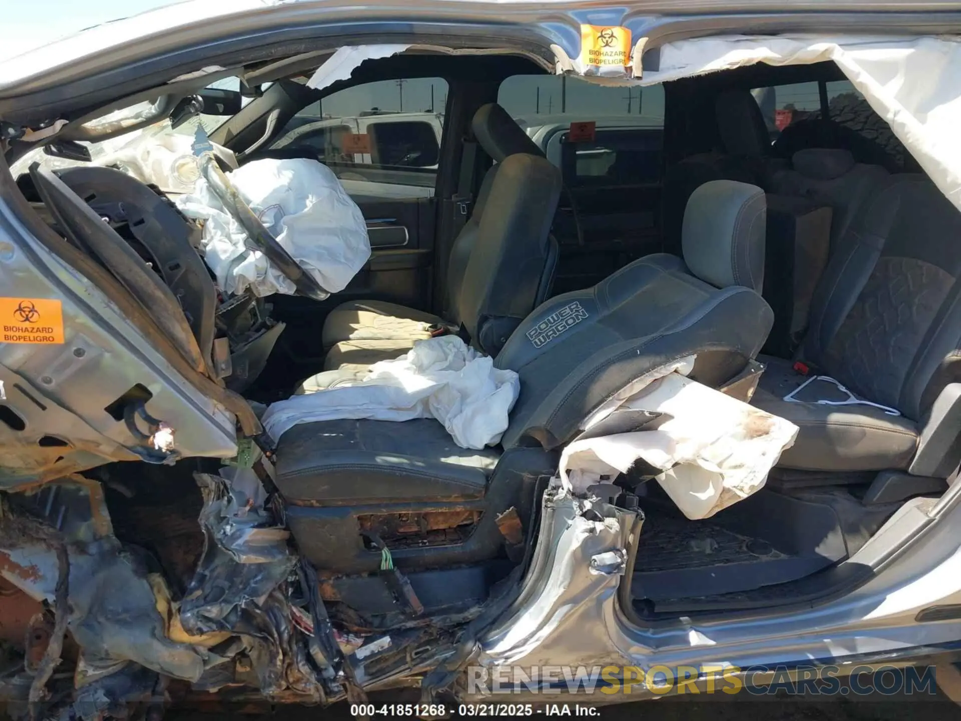 14 fotografías del automóvil dañado 3C6TR5EJ5LG112074 RAM 2500 2020