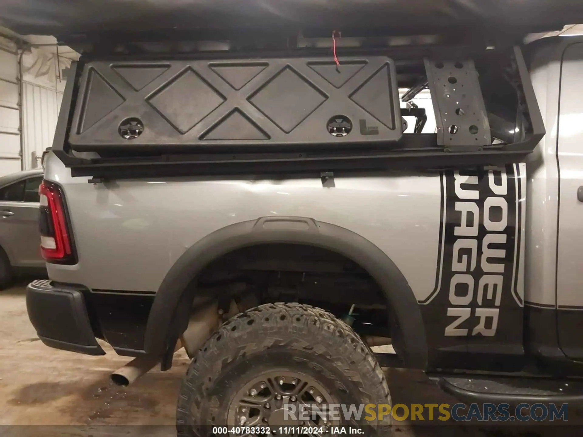 19 fotografías del automóvil dañado 3C6TR5EJ9LG163156 RAM 2500 2020