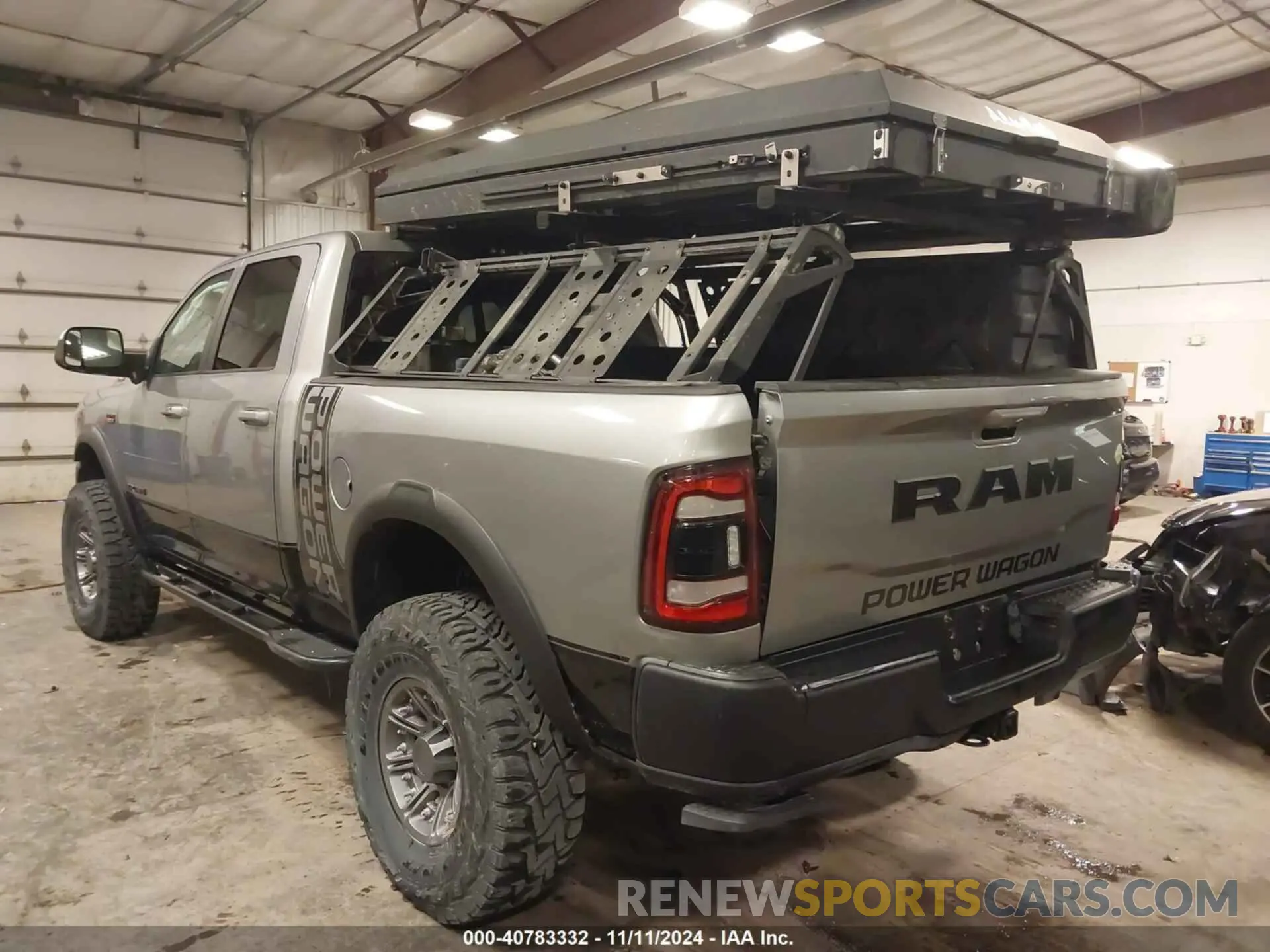 3 fotografías del automóvil dañado 3C6TR5EJ9LG163156 RAM 2500 2020
