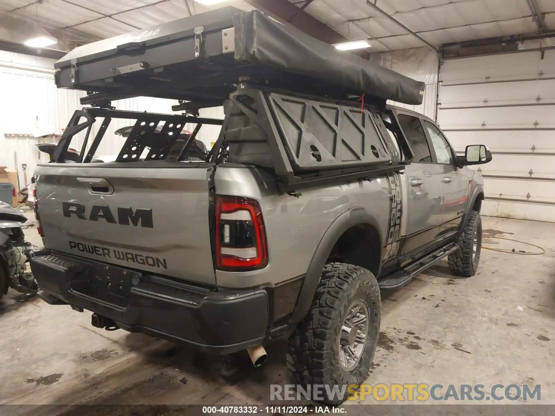 4 fotografías del automóvil dañado 3C6TR5EJ9LG163156 RAM 2500 2020