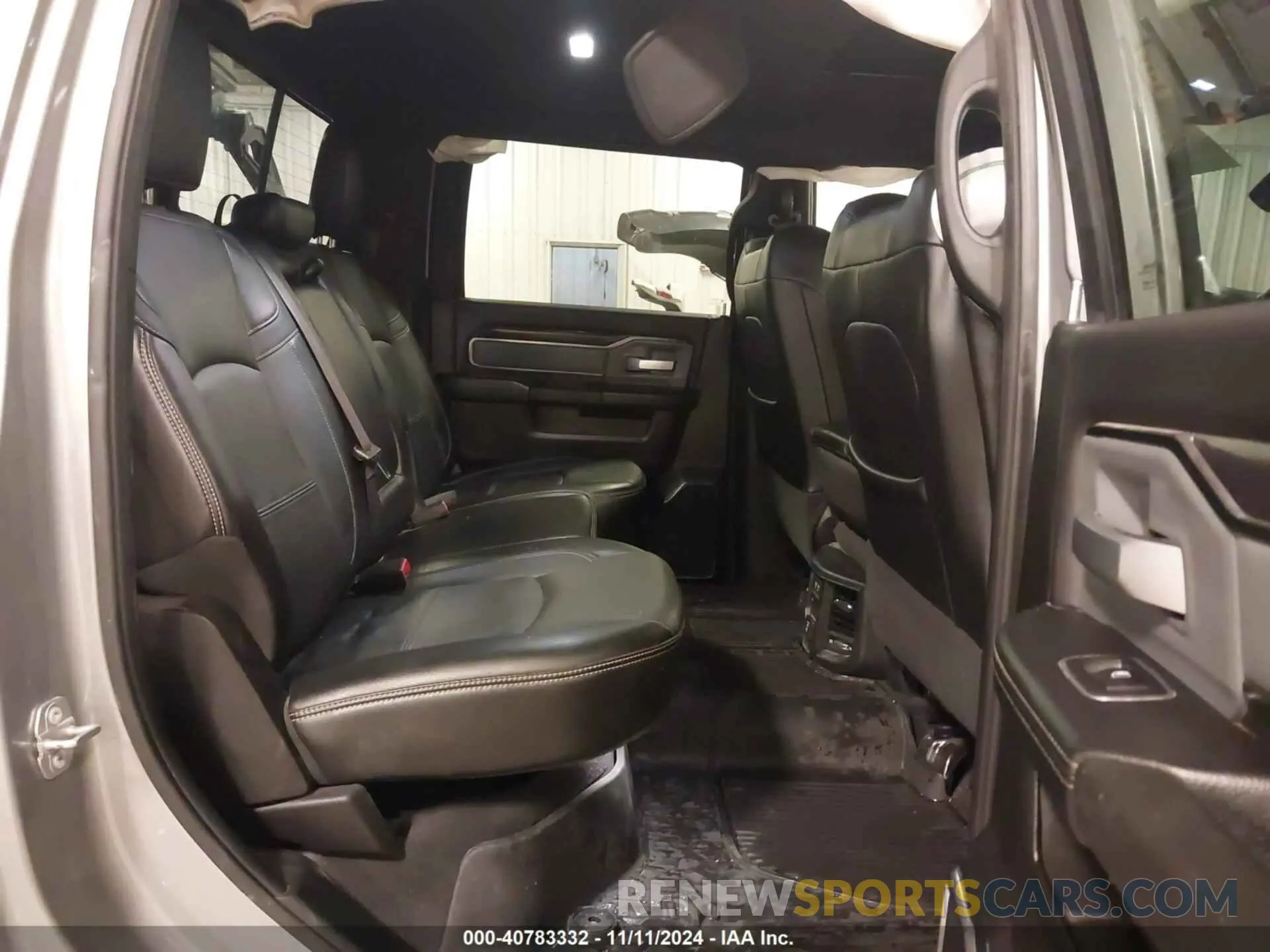 8 fotografías del automóvil dañado 3C6TR5EJ9LG163156 RAM 2500 2020