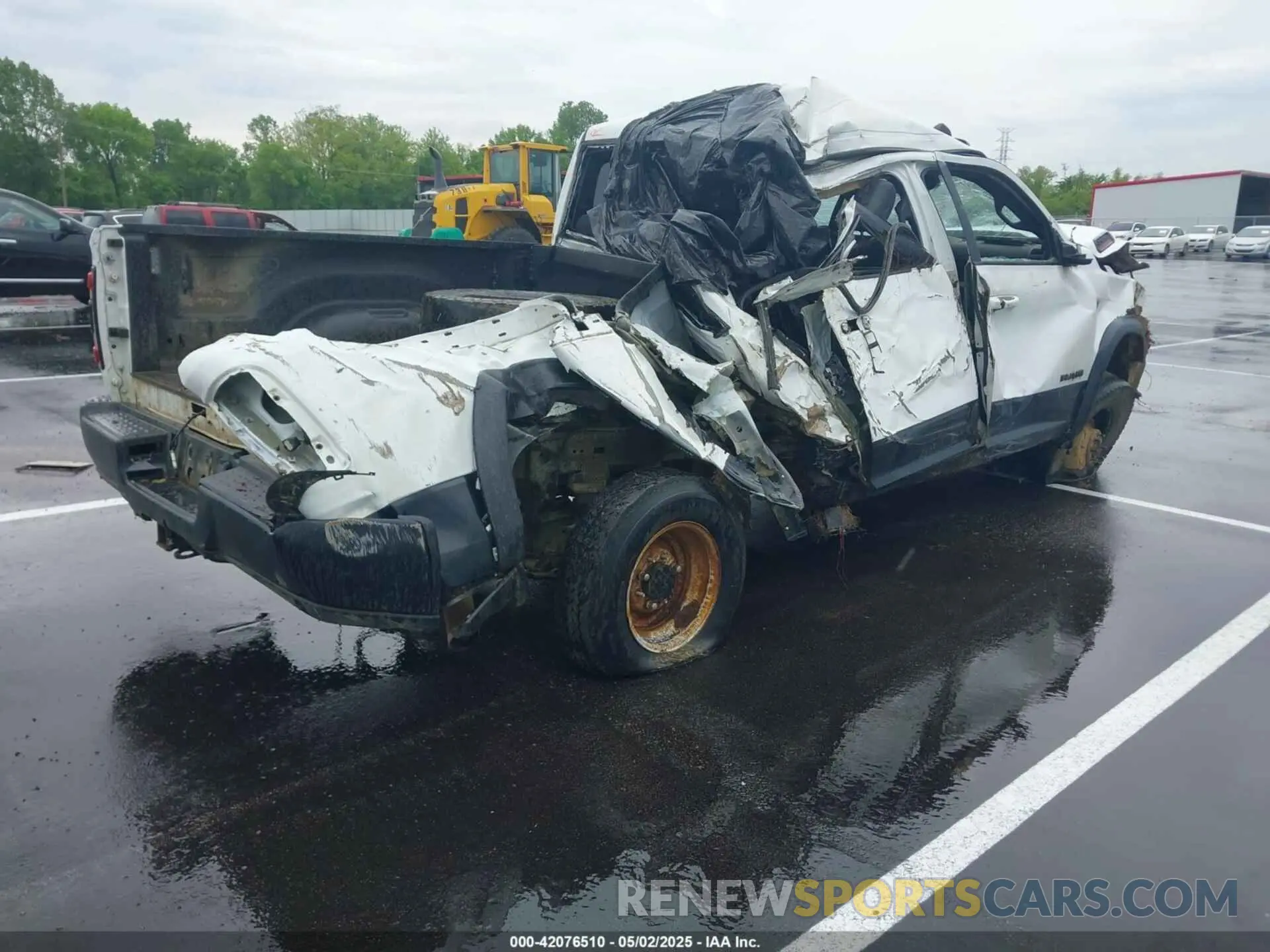 4 fotografías del automóvil dañado 3C6TR5EJ9LG303402 RAM 2500 2020