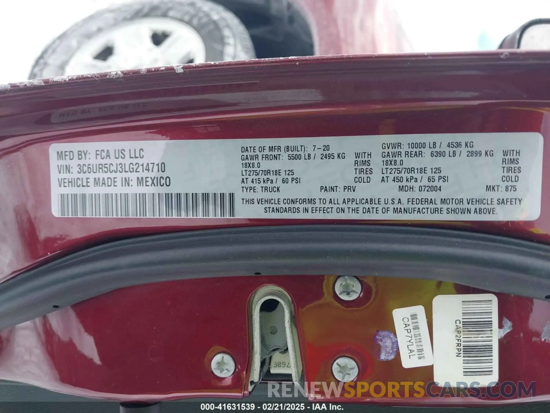 9 fotografías del automóvil dañado 3C6UR5CJ3LG214710 RAM 2500 2020