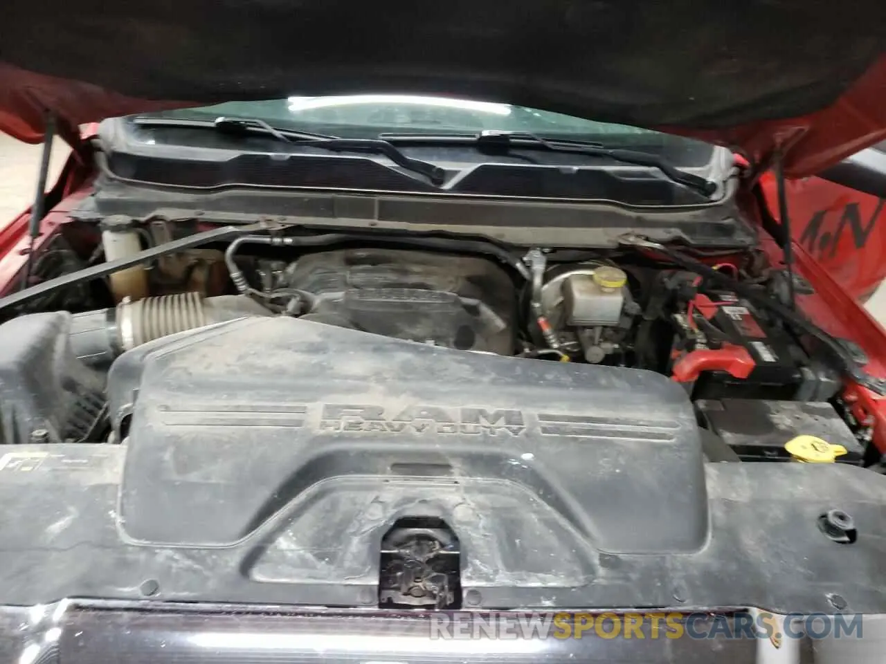 11 fotografías del automóvil dañado 3C6UR5CJ4LG235307 RAM 2500 2020