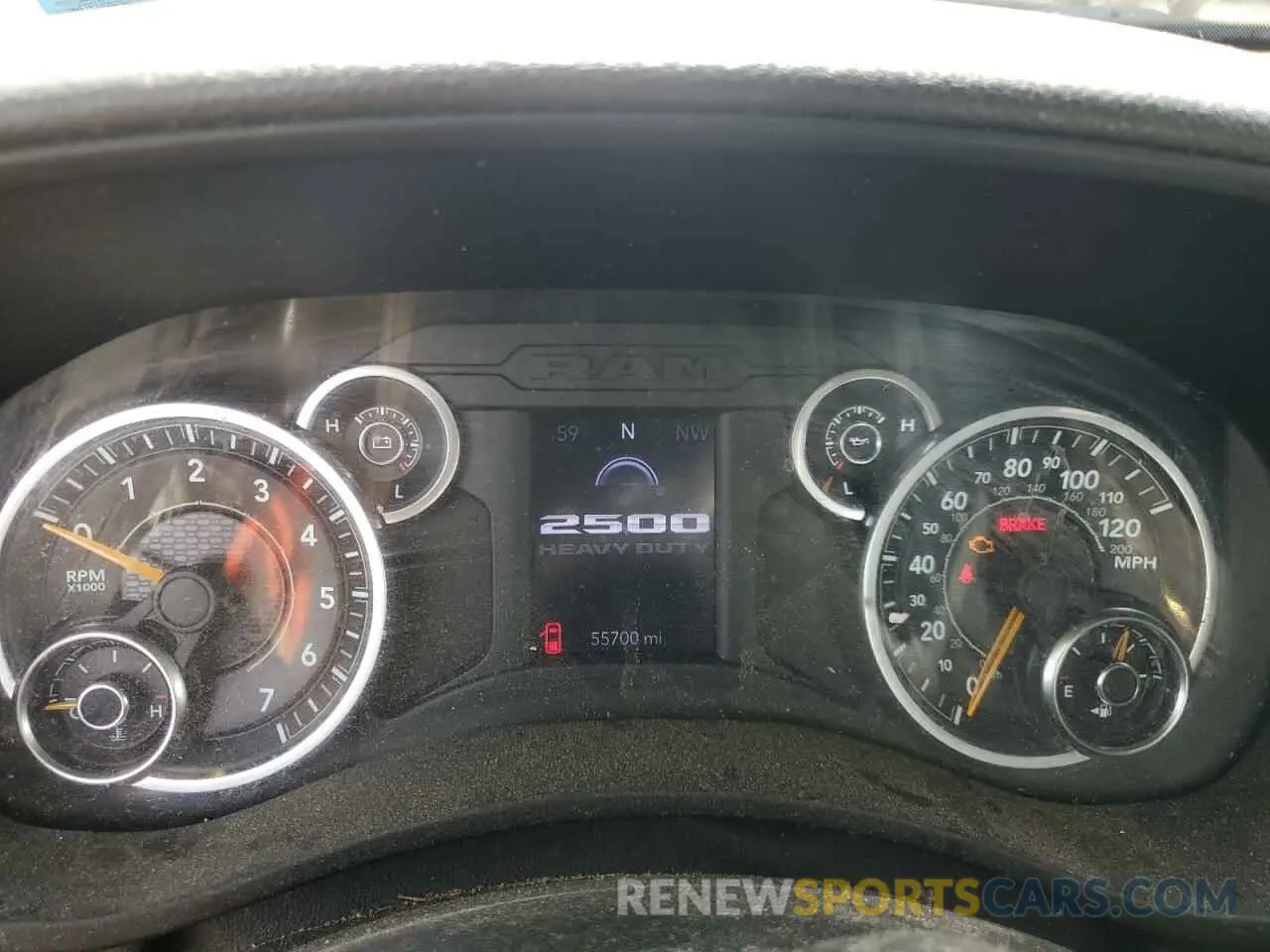 9 fotografías del automóvil dañado 3C6UR5CJ6LG267028 RAM 2500 2020