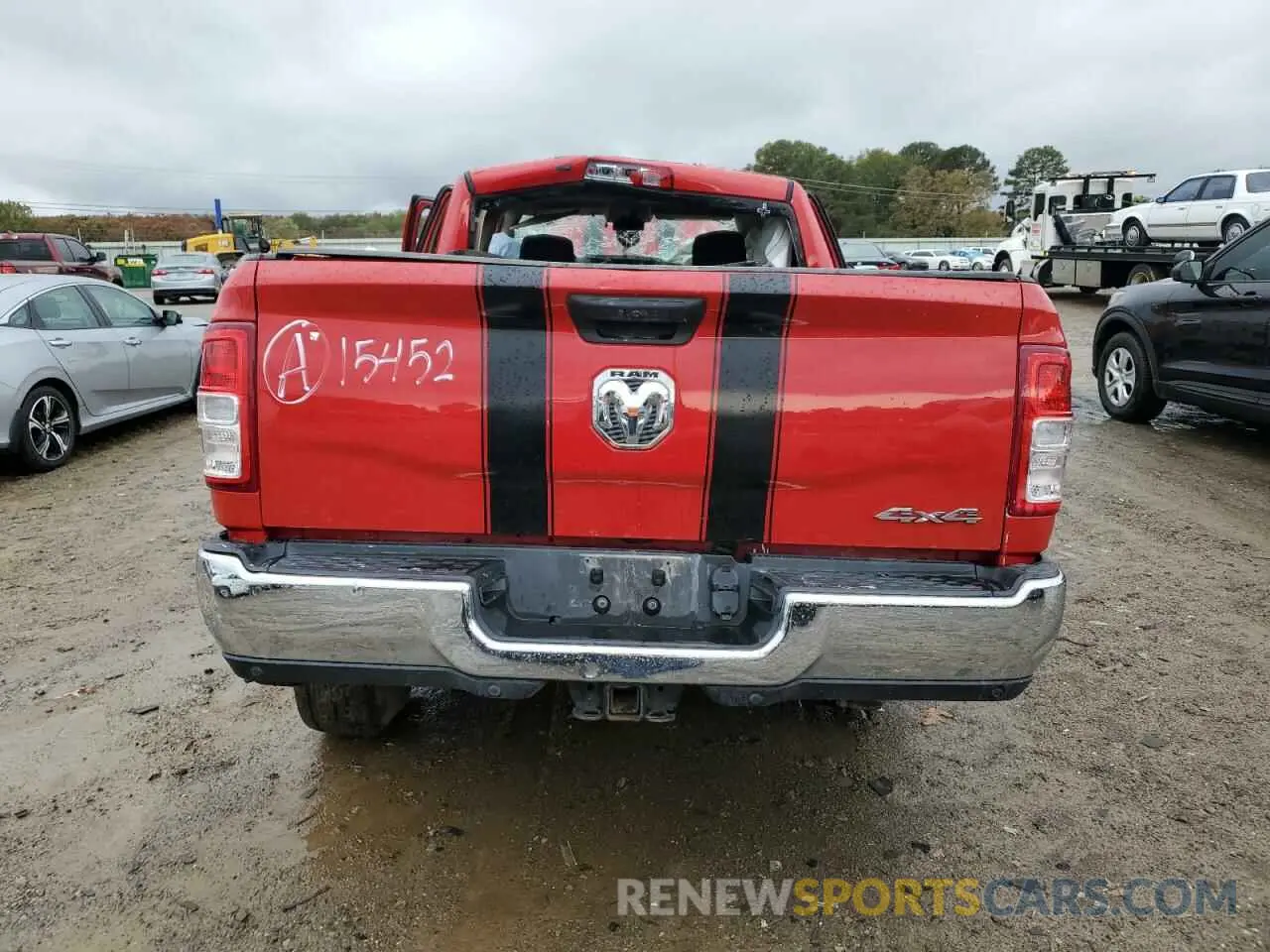 6 fotografías del automóvil dañado 3C6UR5CJ9LG150902 RAM 2500 2020