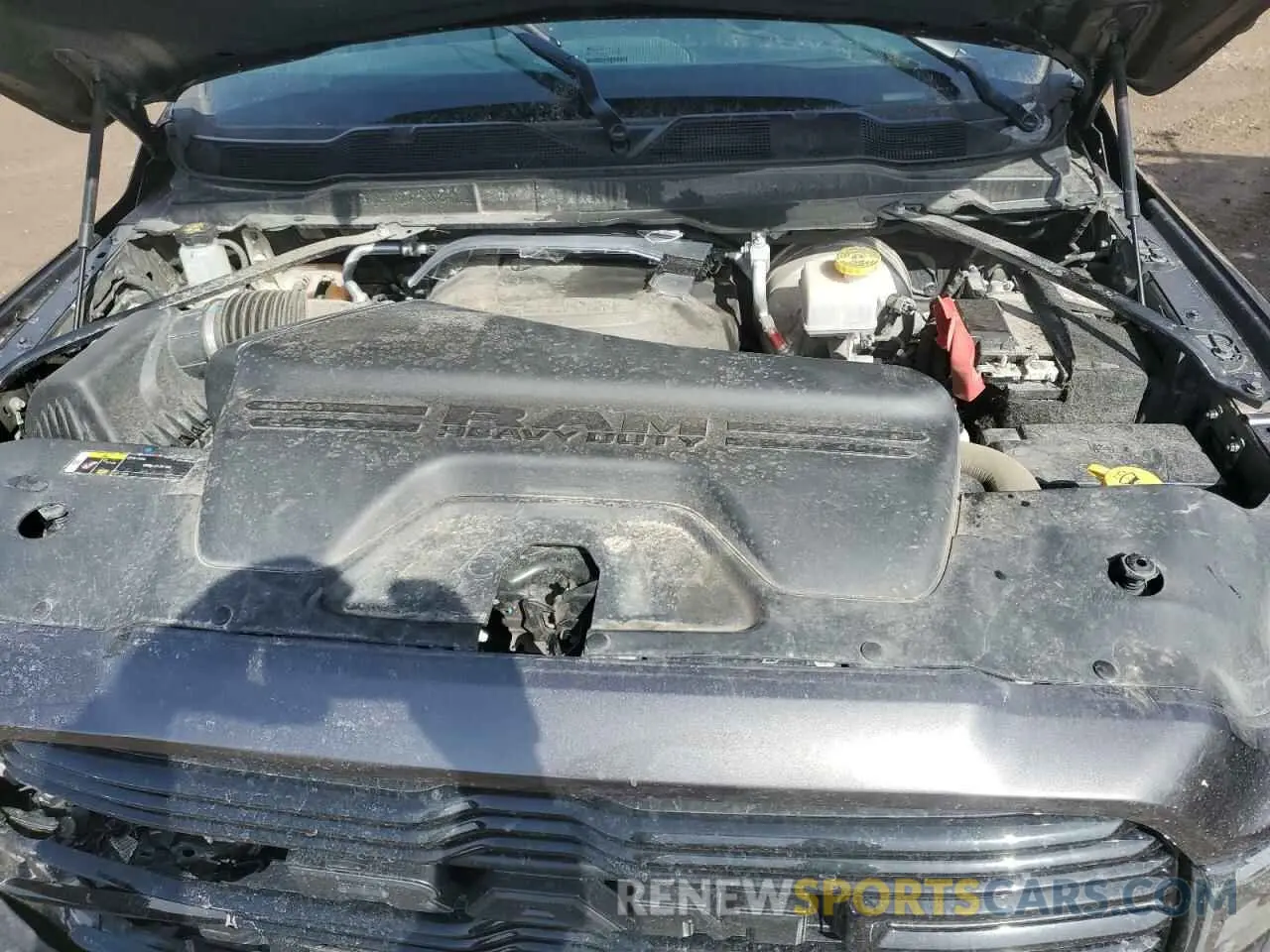 11 fotografías del automóvil dañado 3C6UR5DJ6LG249434 RAM 2500 2020