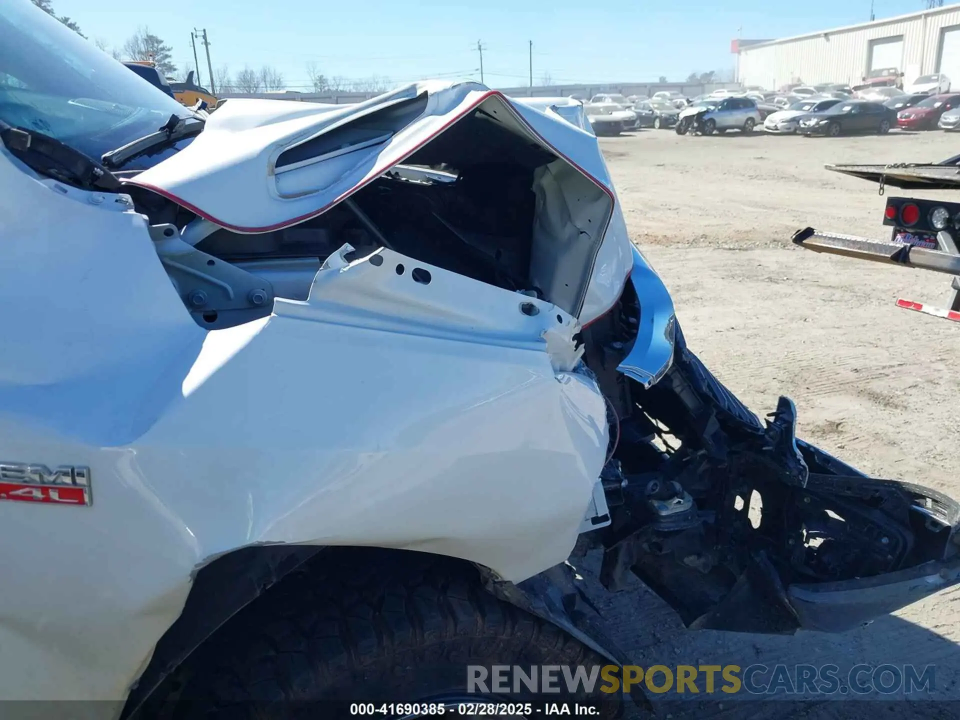 18 fotografías del automóvil dañado 3C6UR5DJXLG250070 RAM 2500 2020