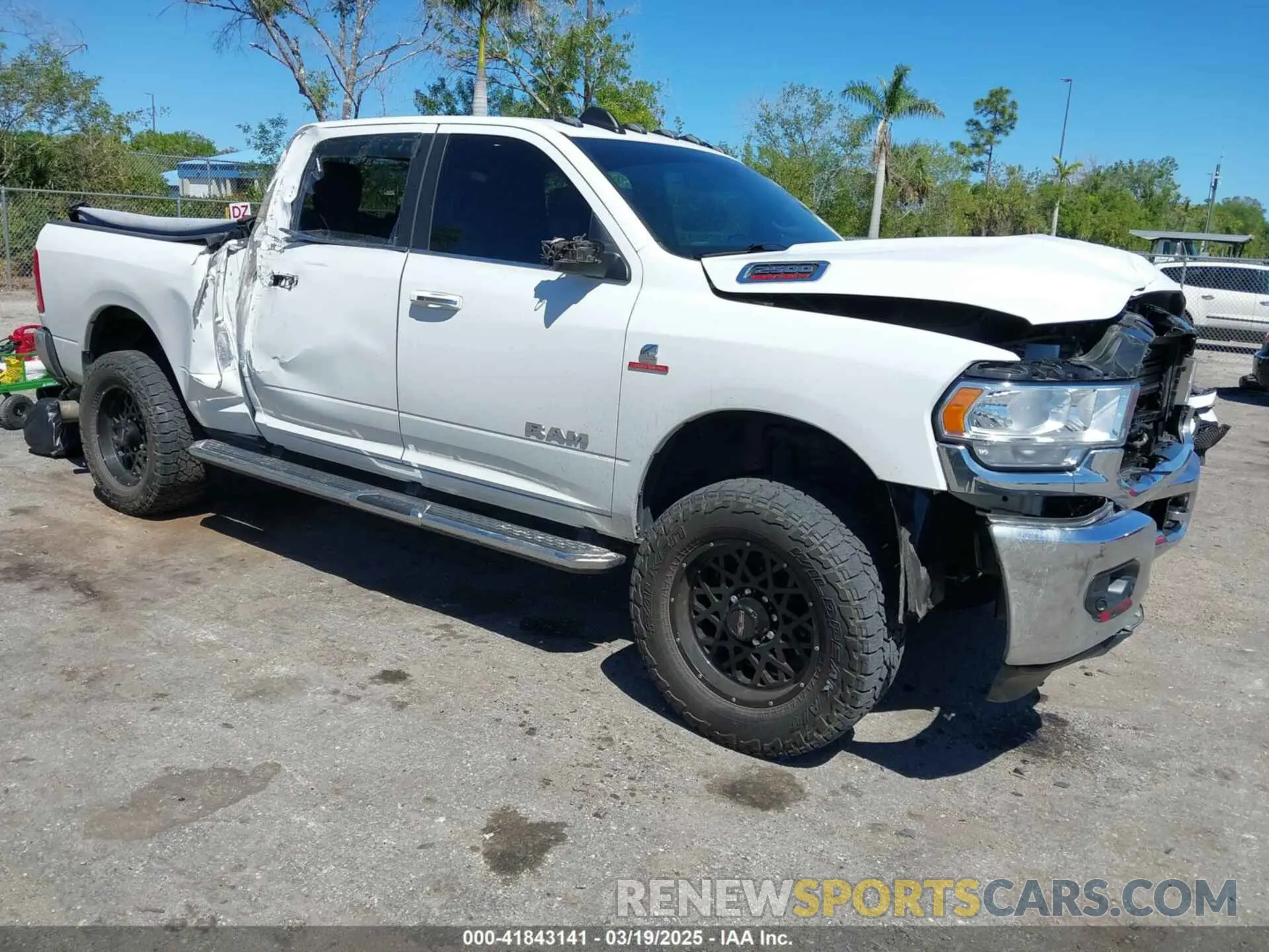 1 fotografías del automóvil dañado 3C6UR5DL3LG309803 RAM 2500 2020