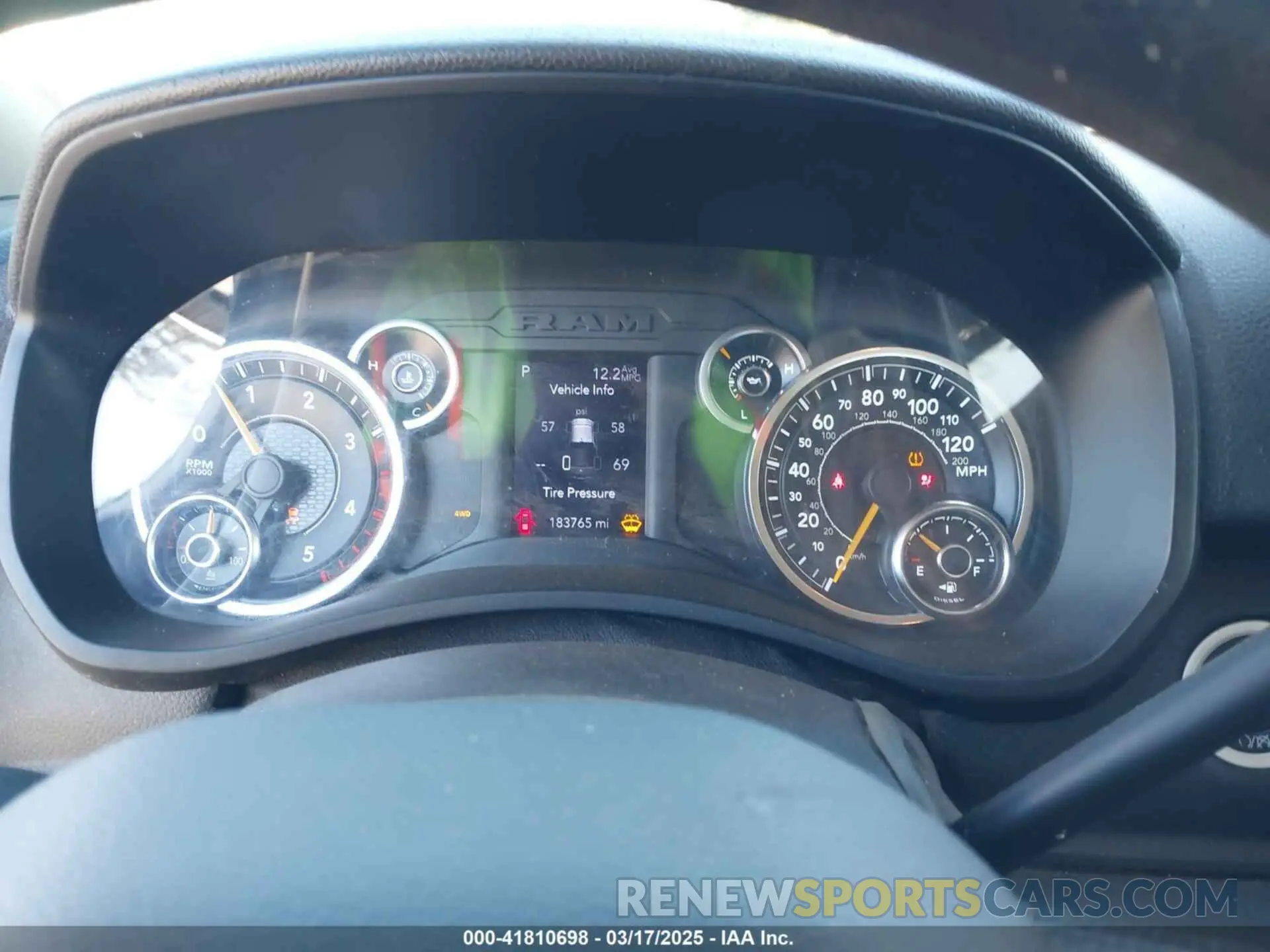 7 fotografías del automóvil dañado 3C6UR5DL6LG141123 RAM 2500 2020
