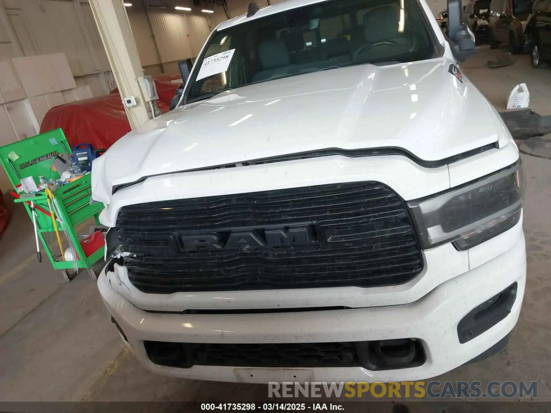 12 fotografías del automóvil dañado 3C6UR5DL9LG244374 RAM 2500 2020