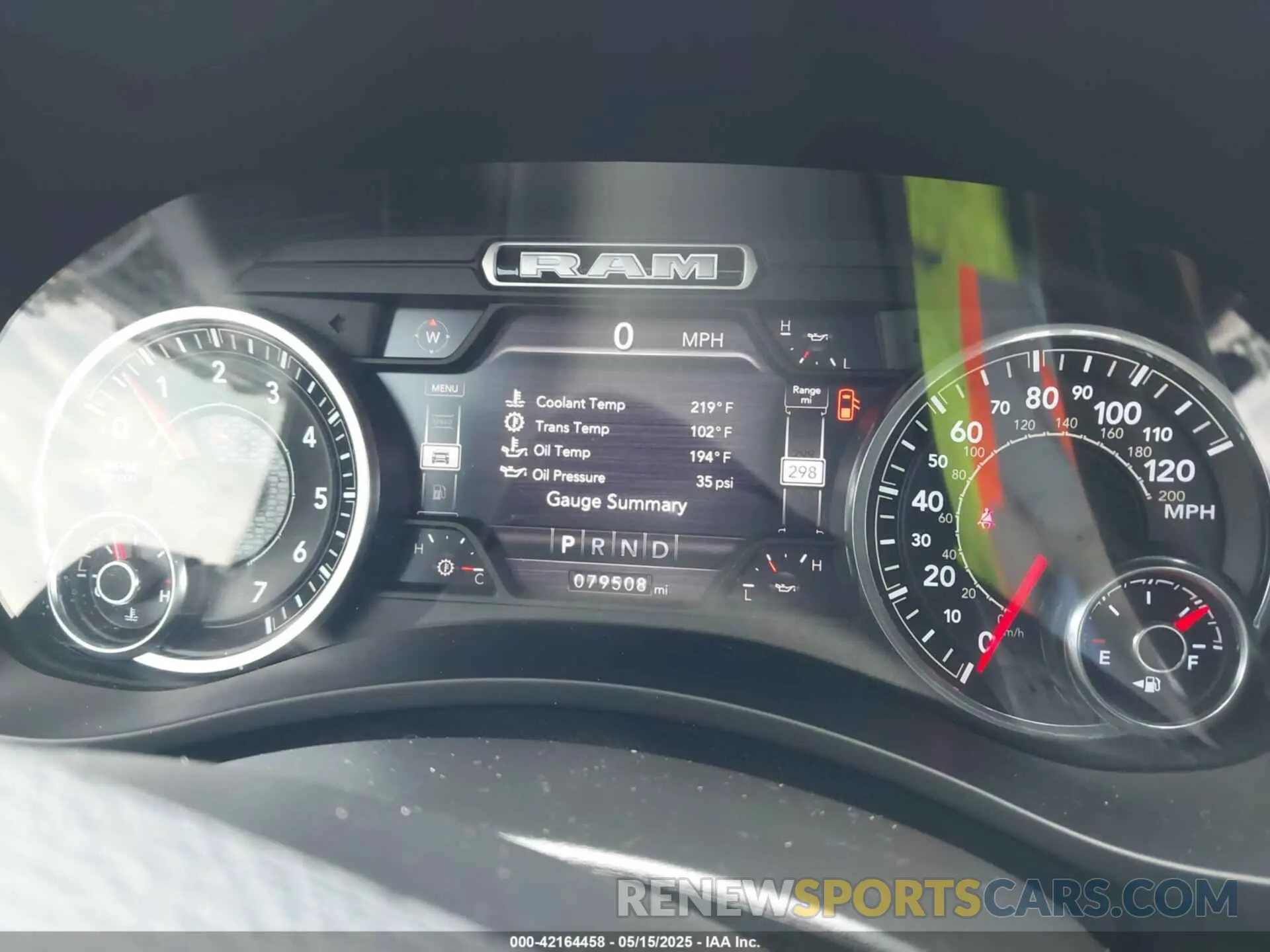 7 fotografías del automóvil dañado 3C6UR5FJ1LG141493 RAM 2500 2020