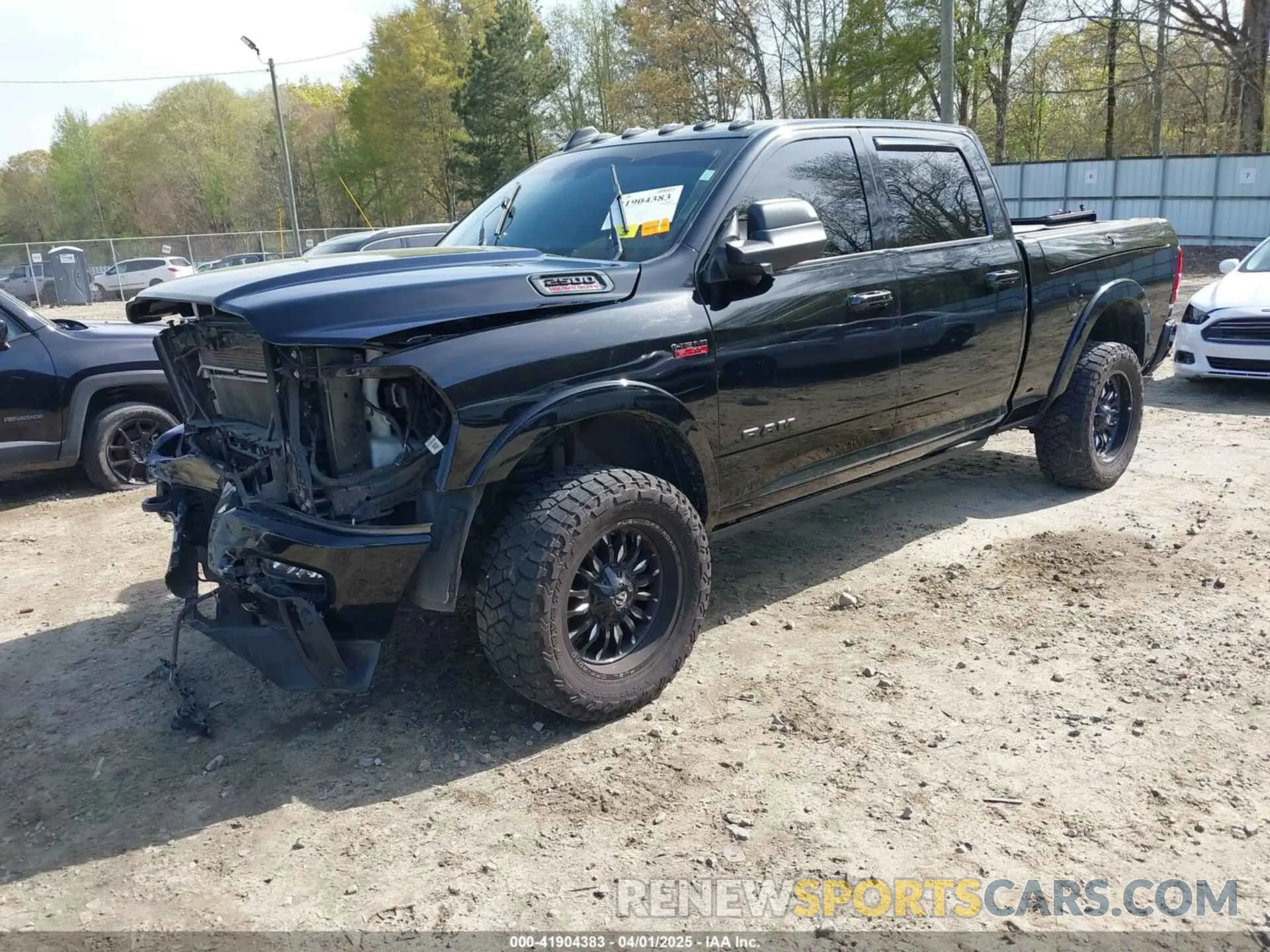2 fotografías del automóvil dañado 3C6UR5FJ4LG274278 RAM 2500 2020