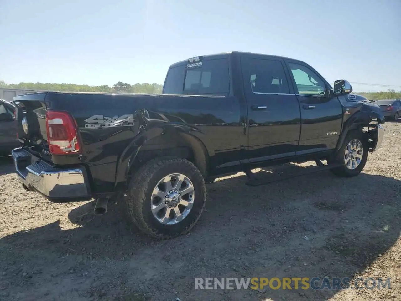 3 fotografías del automóvil dañado 3C6UR5FL5LG259595 RAM 2500 2020