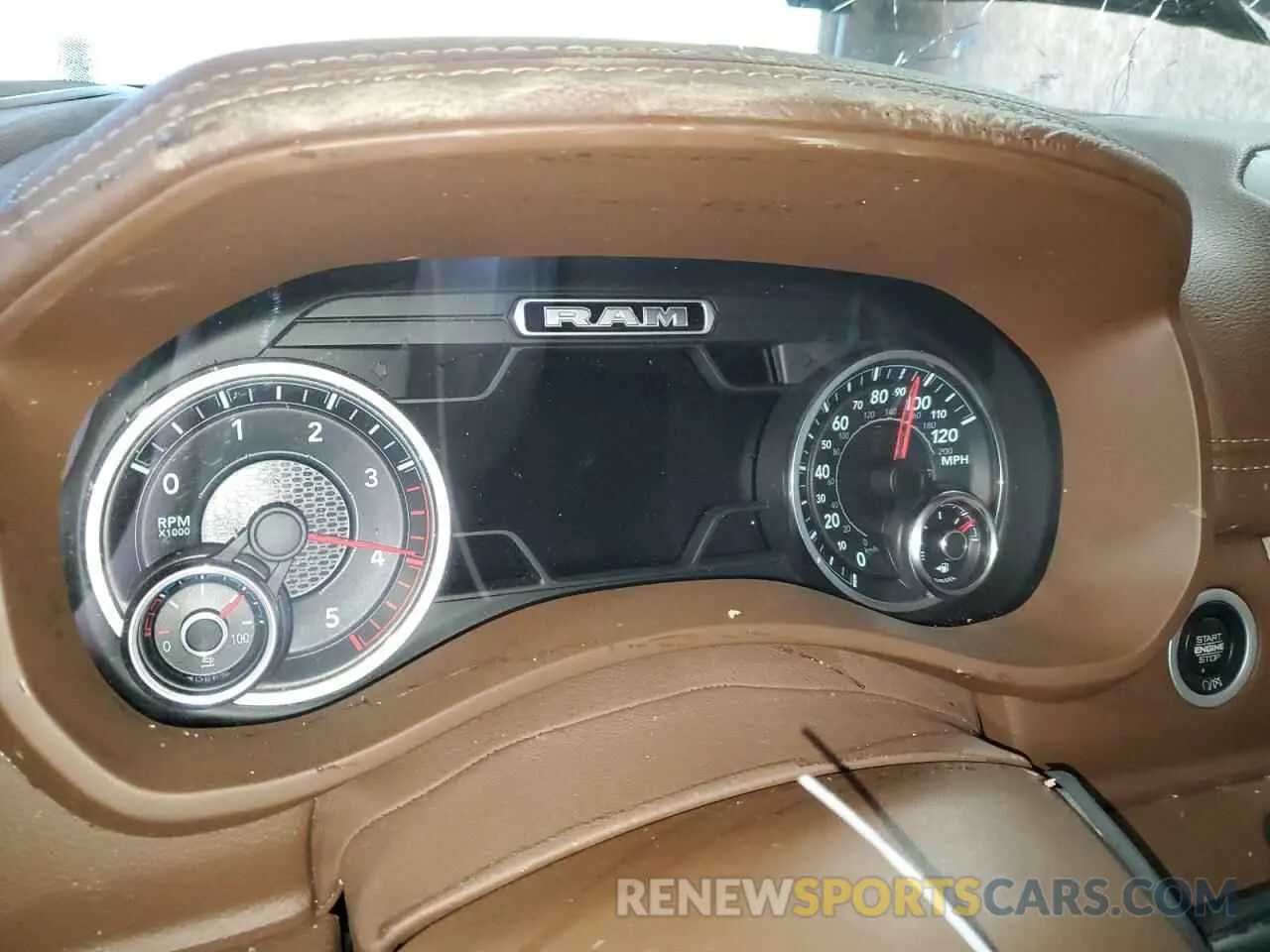 9 fotografías del automóvil dañado 3C6UR5FL7LG196466 RAM 2500 2020
