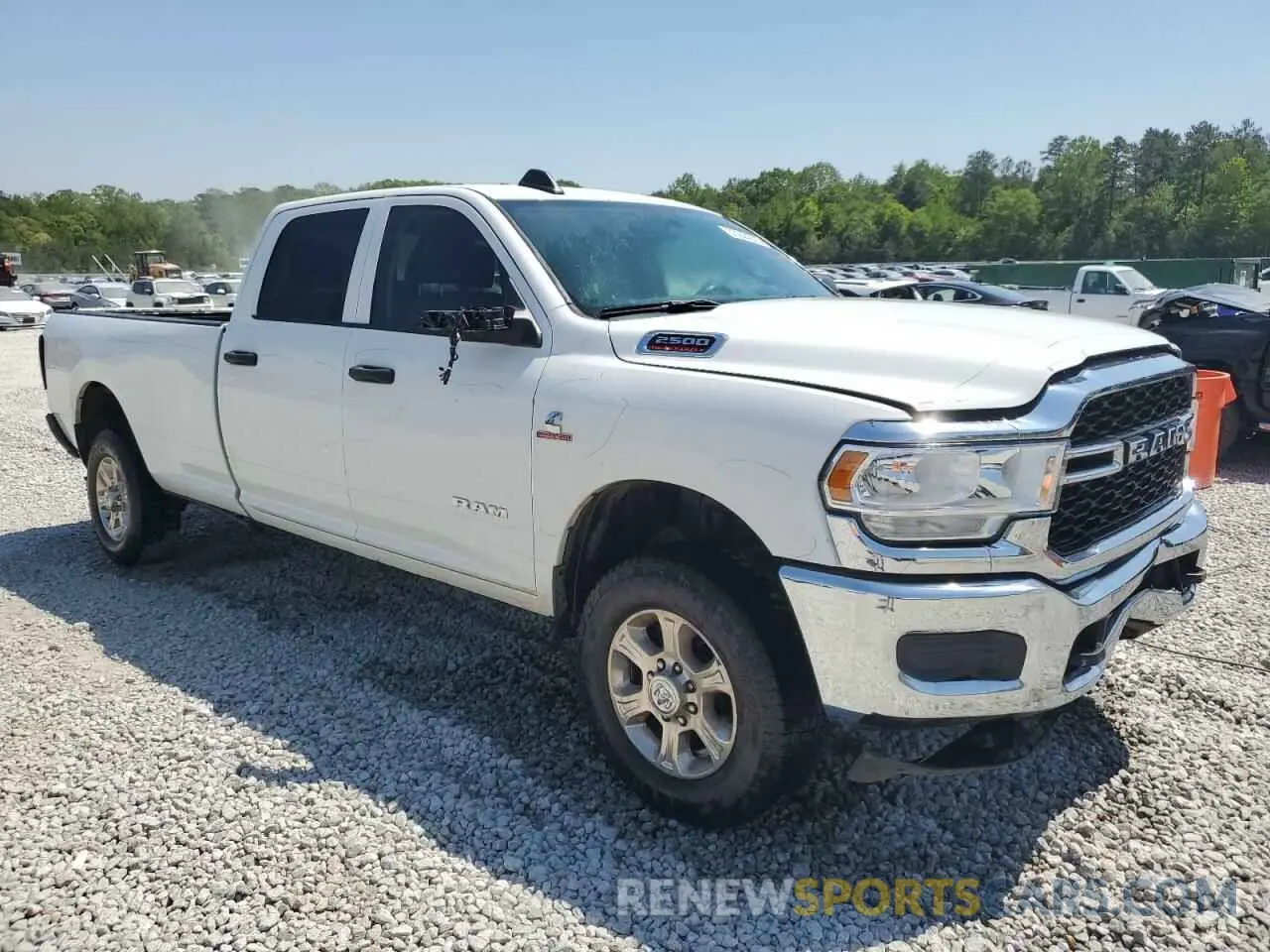 4 fotografías del automóvil dañado 3C6UR5HL2LG245182 RAM 2500 2020