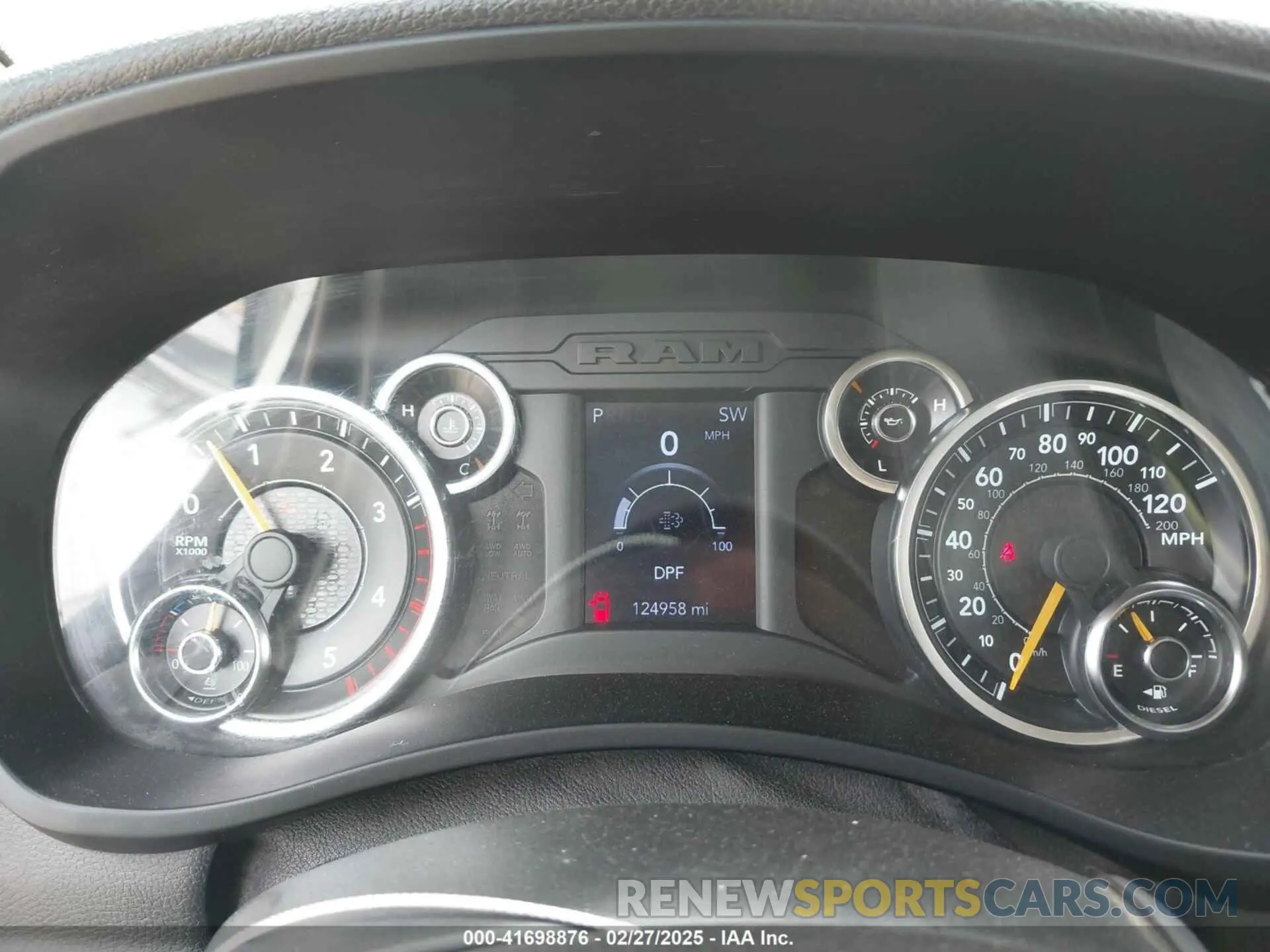 7 fotografías del automóvil dañado 3C6UR5JLXLG155983 RAM 2500 2020