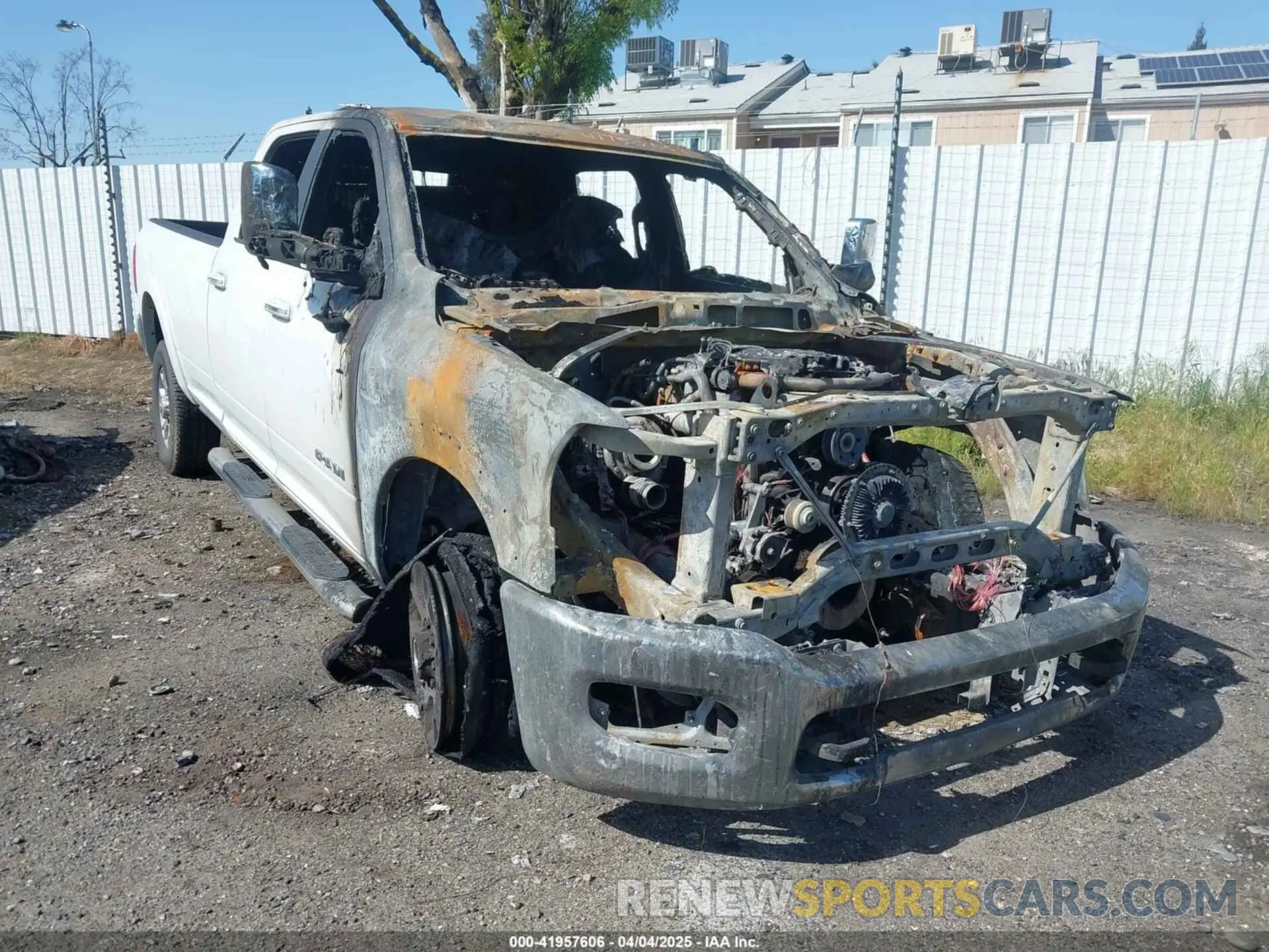 1 fotografías del automóvil dañado 3C6UR5KL2LG309472 RAM 2500 2020